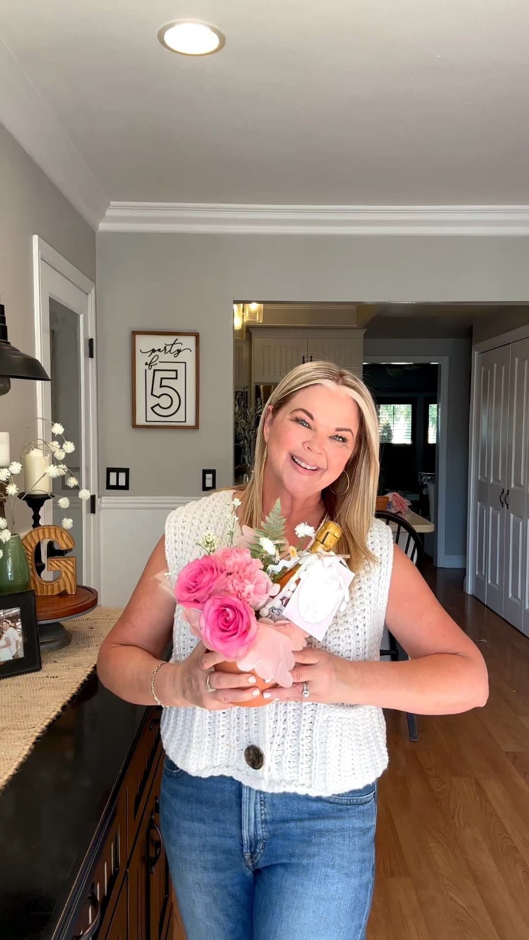 Roses & Rose’ Cheers To You This Mother’s Day! Fun for Mom or your group of girlfriends. You could also do this same idea with a larger pot & full size bottle. Happy Gifting & follow for more gift ideas!🩷🍾🥂🎀💐

#LTKSeasonal #LTKMothersDay #LTKstorytime