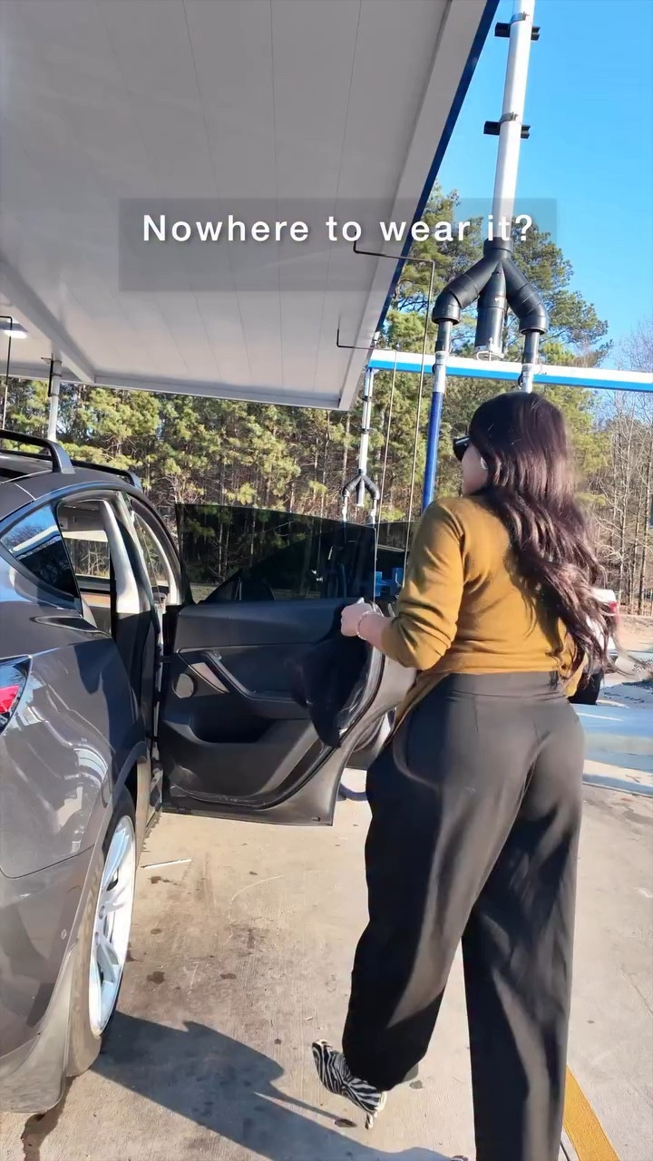 Sis put your ish on 🗣️ Two boys + Baseball & Soccer season. You already know what my car looked like. 😂 I’m at the car wash. In zebra Boots. In my life.

Comment SHOP and I’ll send everything straight to your DMs.

#CameDressed