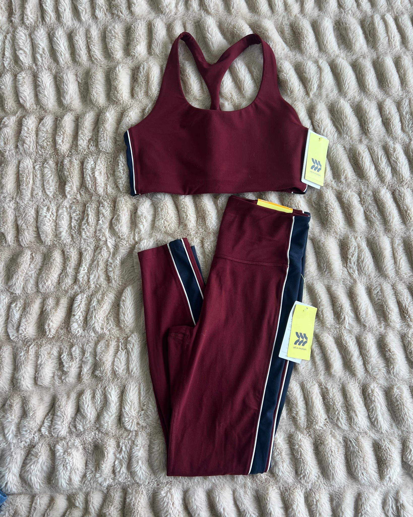 All In Motion Set from Target! Got my normal size small in both sports bra and leggings 

#LTKFindsUnder50 #LTKActive #LTKStyleTip