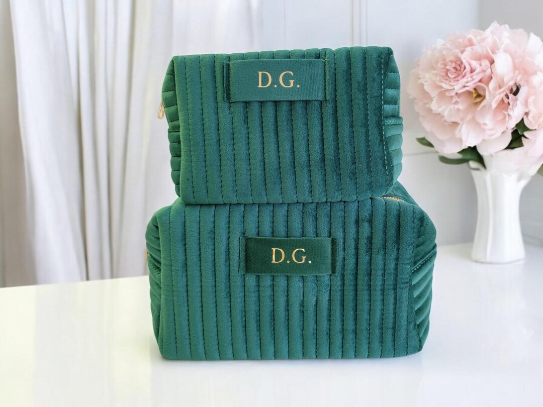 Custom Small & Large Makeup Bag, Personalized Bridesmaid Gift, Wedding Gift, Travel Toiletry Bag,... | Etsy (US)