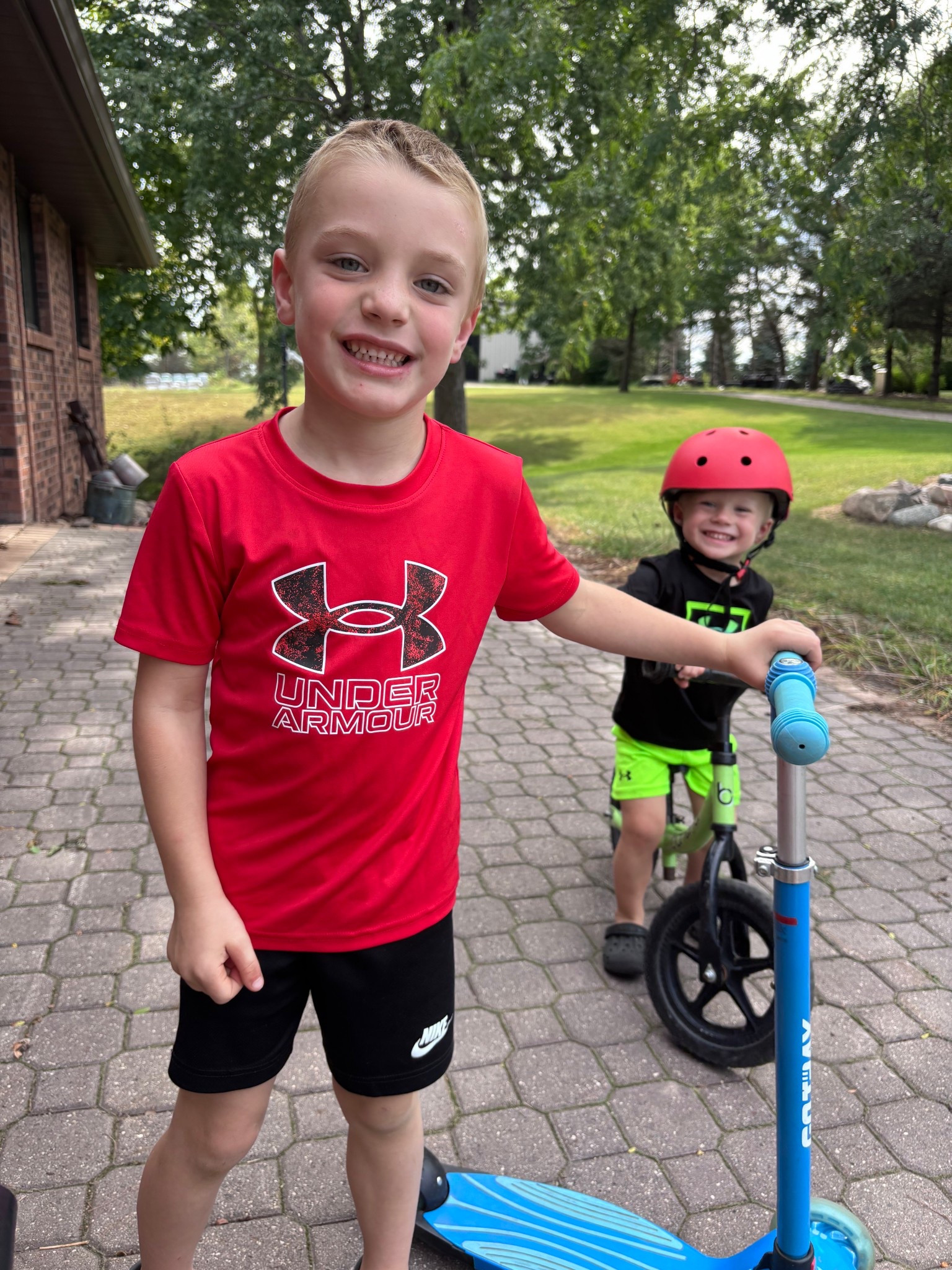 Snagged some GOOD deals with the under armour sale today! 
Use EXTRA50 and UA15 and log into your account for free ship (it’s working for me so let me know if it doesn’t!) 

Like $10 sweatpants, $7-8 shirts, $18 shoes for the boys! Linking some of the things I snagged!

#LTKKids #LTKSaleAlert #LTKmomlife