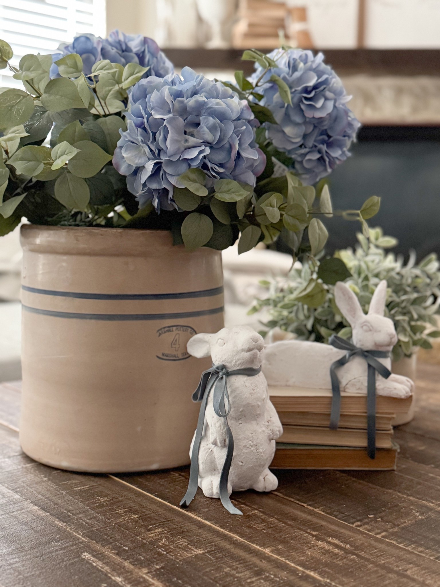 🐇💙🐇Bunnies and Blooms🐇💙🐇
#springdecor #farmhousedecor #springtime #farmhouse #homedecor #sprinfdrcorating 

#LTKHome #LTKSpringSale #LTKSeasonal