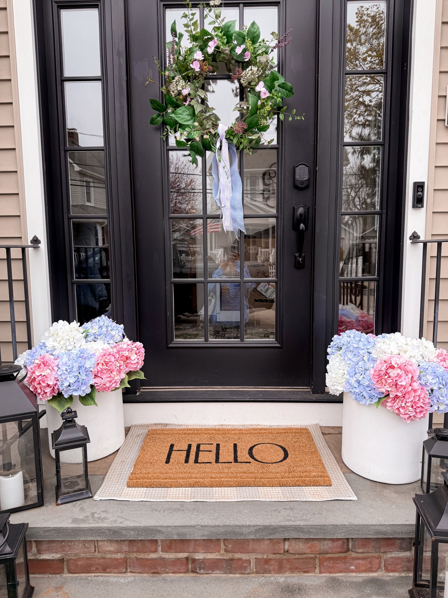 Giving the front steps a little spring glow-up 🌸
Added faux flowers that’ll last all season (no maintenance 🙌), layered my $13 hello mat over a blue + cream base, hung a fresh wreath, and finished it off with solar lights that light everything up at night ✨
Easy, affordable, and makes such a difference.


#LTKHome #LTKSeasonal #LTKOver40
