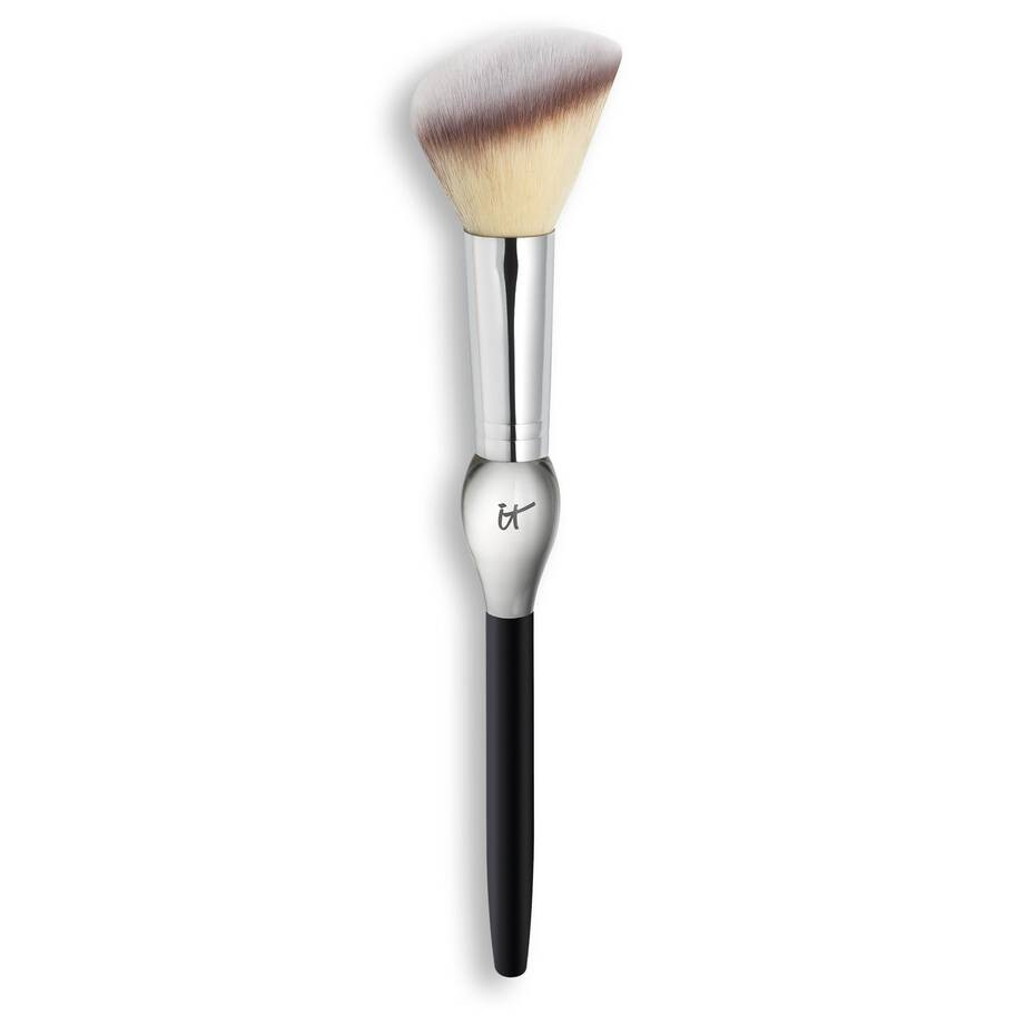 Heavenly Luxe French Boutique Blush Brush #4 | IT Cosmetics | IT Cosmetics (CA)