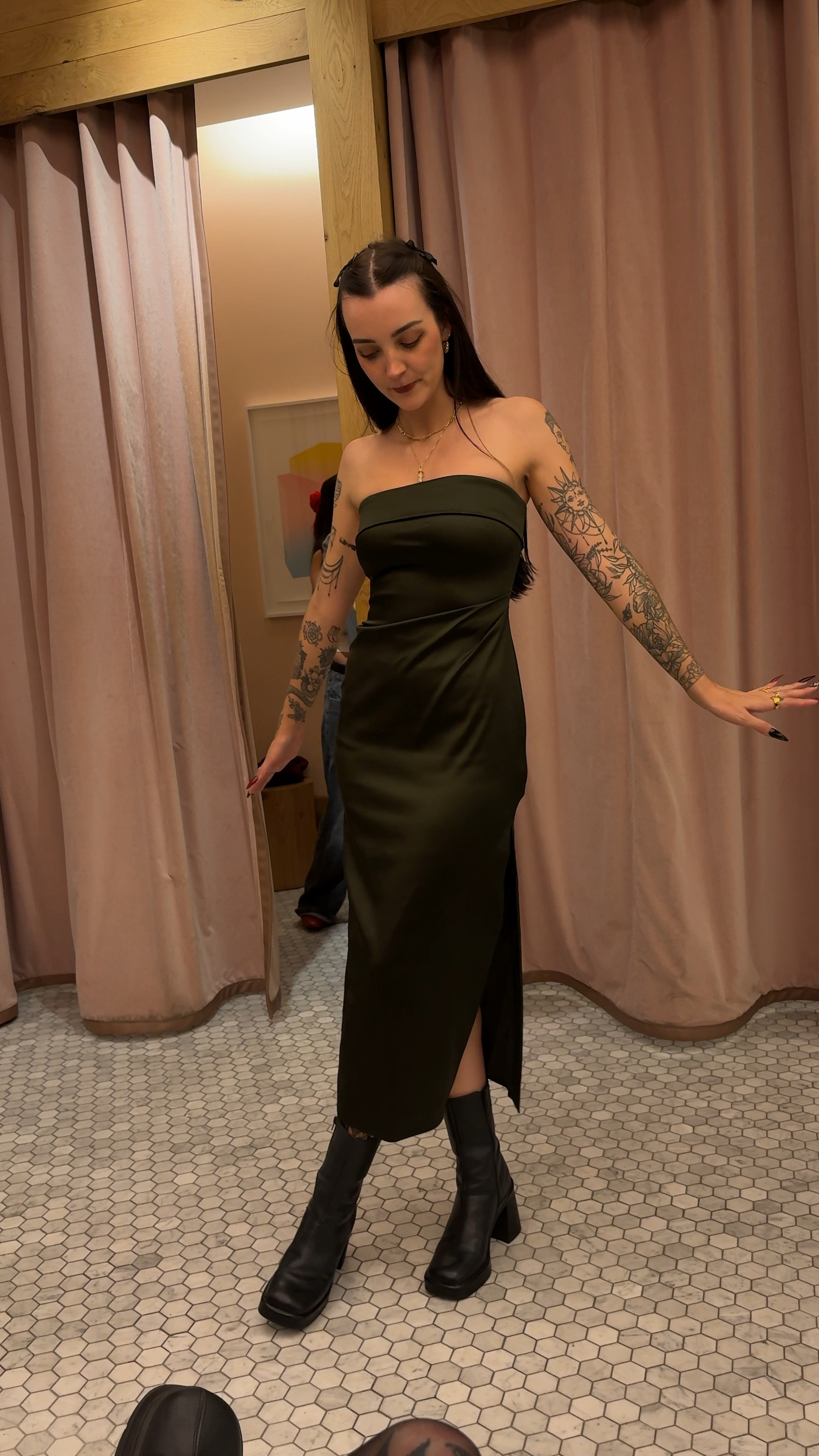 all dressed up 🖤 you know the rest! this would be a perfect wedding guest dress for fall 

#LTKHoliday #LTKWedding