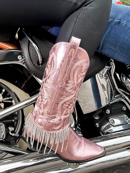 Amazon rhinestone boots!
Country concert
Bike week 

#LTKShoeCrush #LTKFindsUnder50