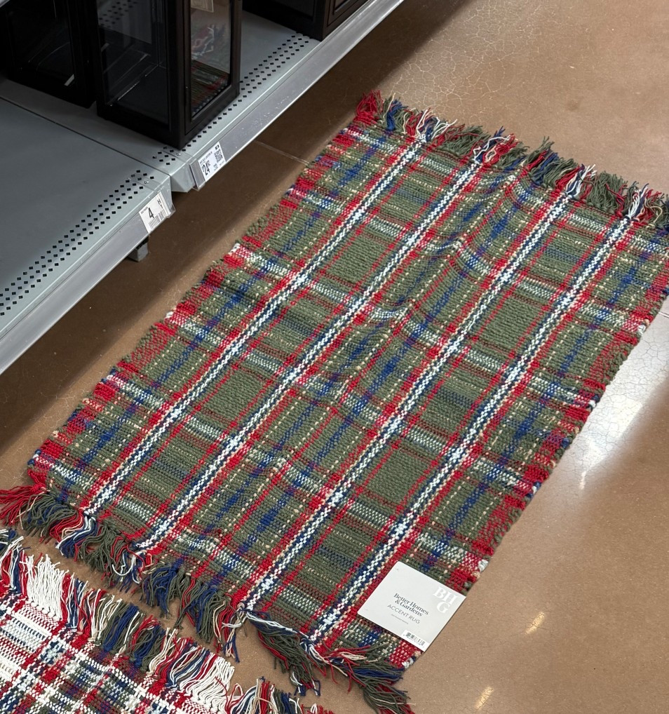 Gorgeous plaid scatter mat! Perfect for Ralph Lauren Aesthetic this Christmas! 

#LTKHome #LTKHoliday #LTKFindsUnder50