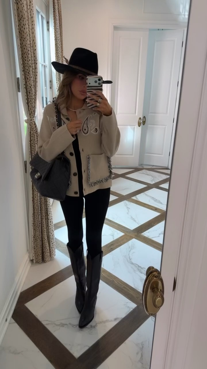 This one might be my favorite!! Comes in other colors too! I’m wearing a small!!

Amazon fashion, Amazon finds, Fall outfits women, Fall fashion hauls, Fall jackets, Fall concert outfits, Fall jackets, Business casual workwear, Date night outfits, Fall boots, Gemme Beauty, Emily Gemma

#LTKootd #LTKstorytime #LTKSeasonal