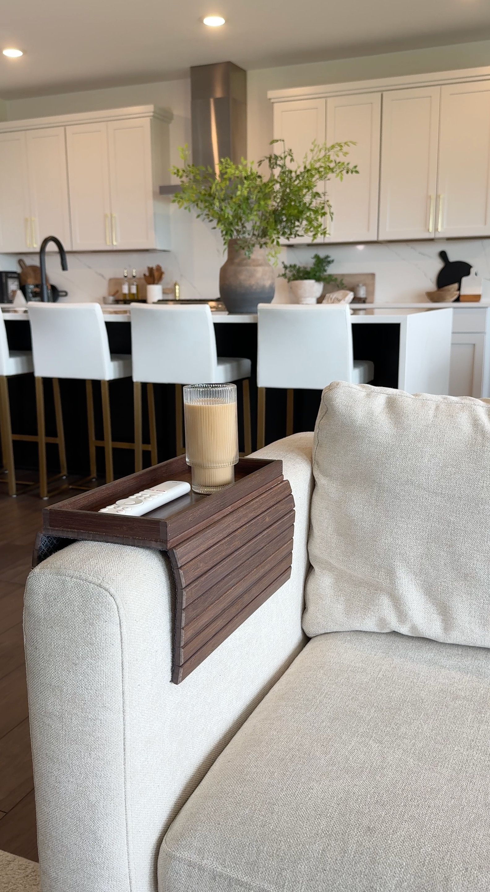 My couch arm tray is on sale now 🛋️

This Amazon couch arm tray is such a handy home find — perfect for holding drinks, remotes, snacks, or your phone right where you’re sitting. It keeps things stable and clutter-free without a full side table. Great little upgrade for everyday living! 

 

#LTKHome #LTKSaleAlert