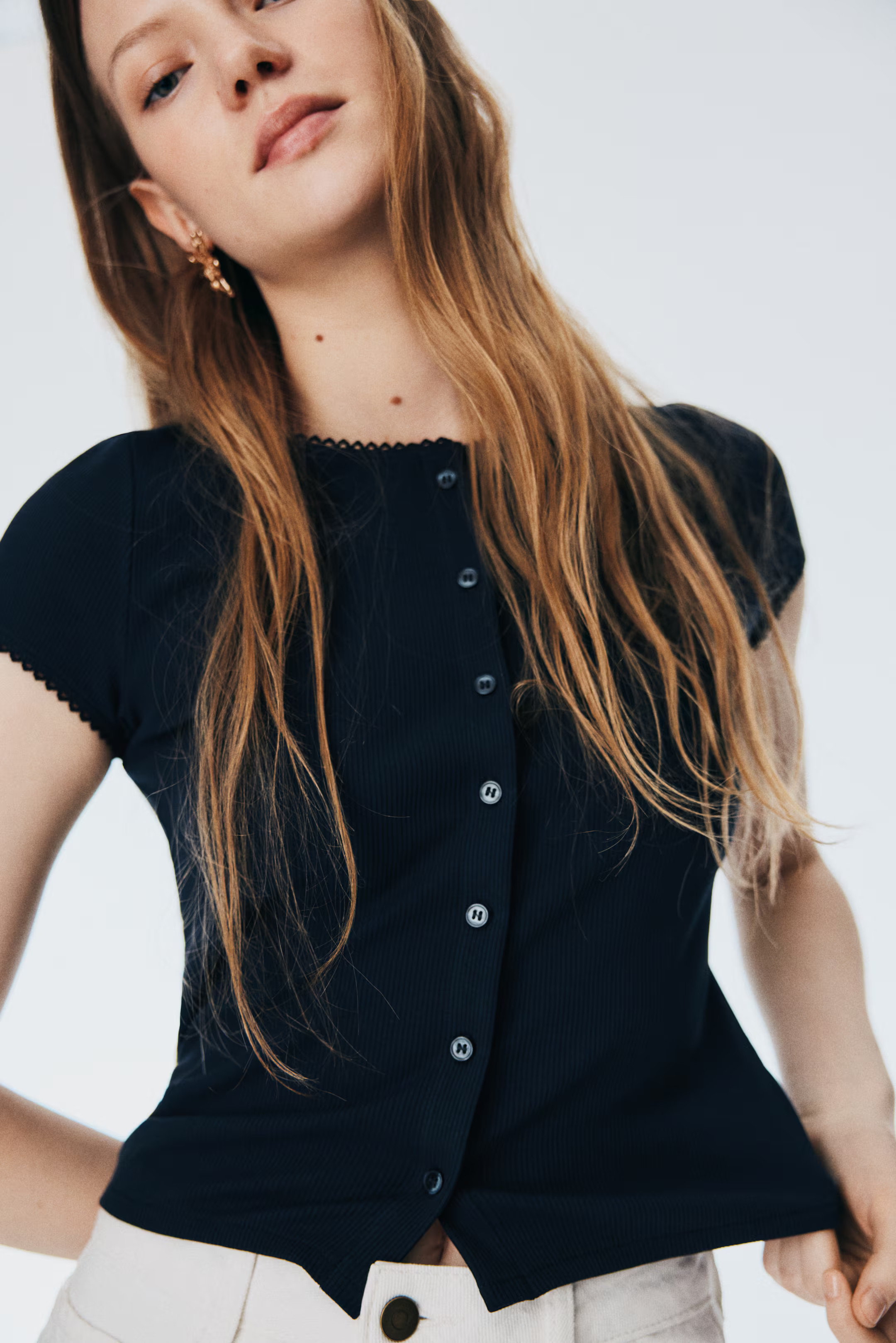 Ribbed button-front top | H&M (UK, MY, IN, SG, PH, TW, HK)