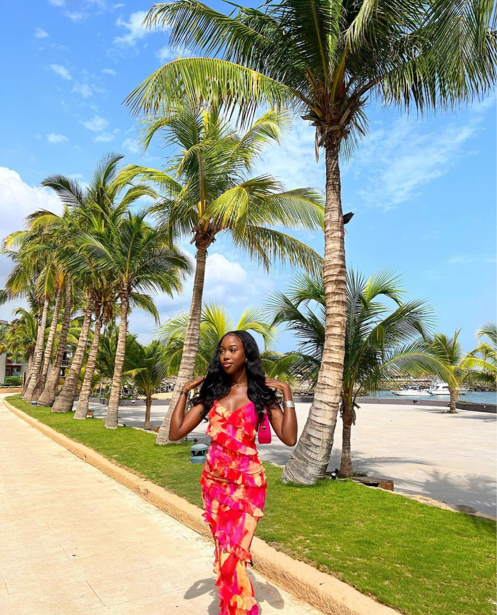 Robe d’été rose à froufrous