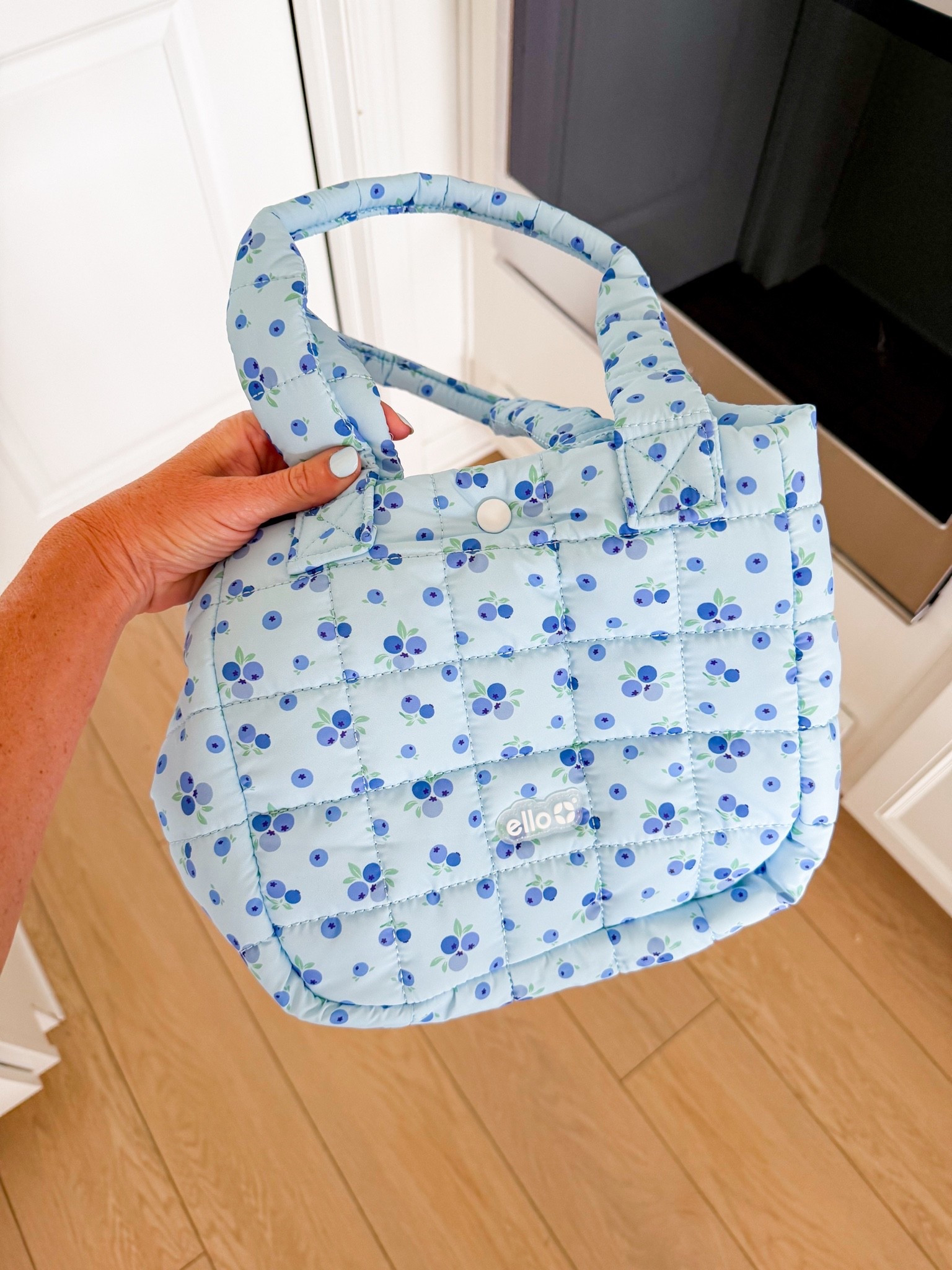 The cutest lunch bags at Target

#LTKmomlife #LTKKids #LTKSaleAlert