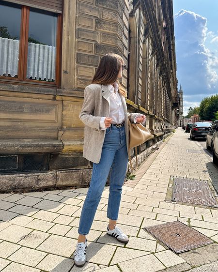 Casual work outfit with my favorite blazer and sneakers combo 



#LTKeurope #LTKSeasonal #LTKshoecrush
