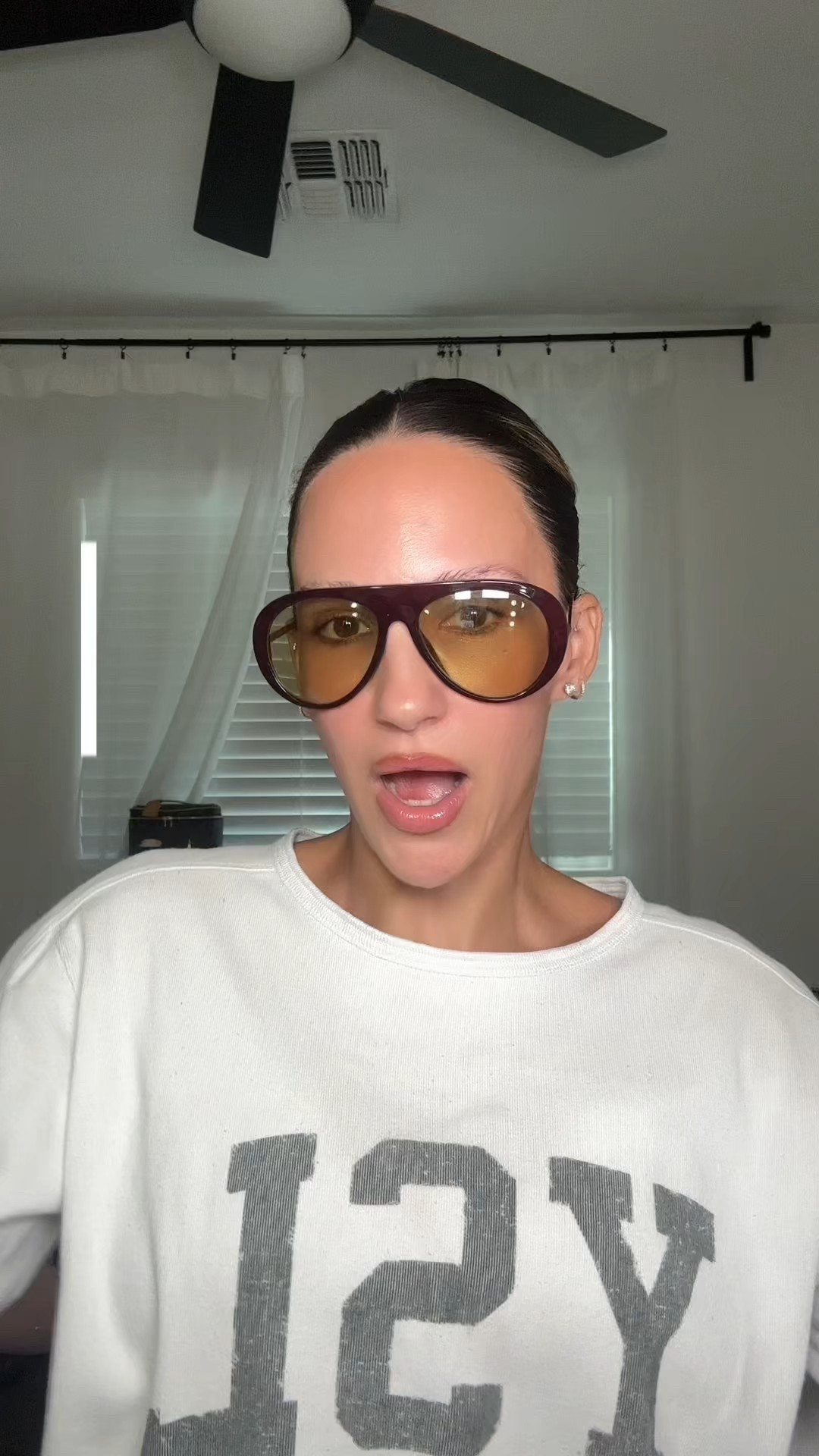 Oversized glasses 