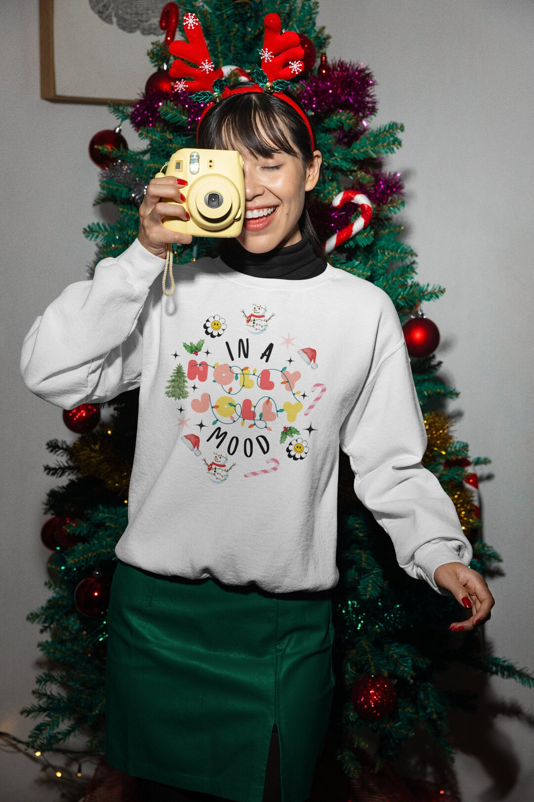 In A Holly Jolly Mood Sweatshirt - Etsy | Etsy (US)