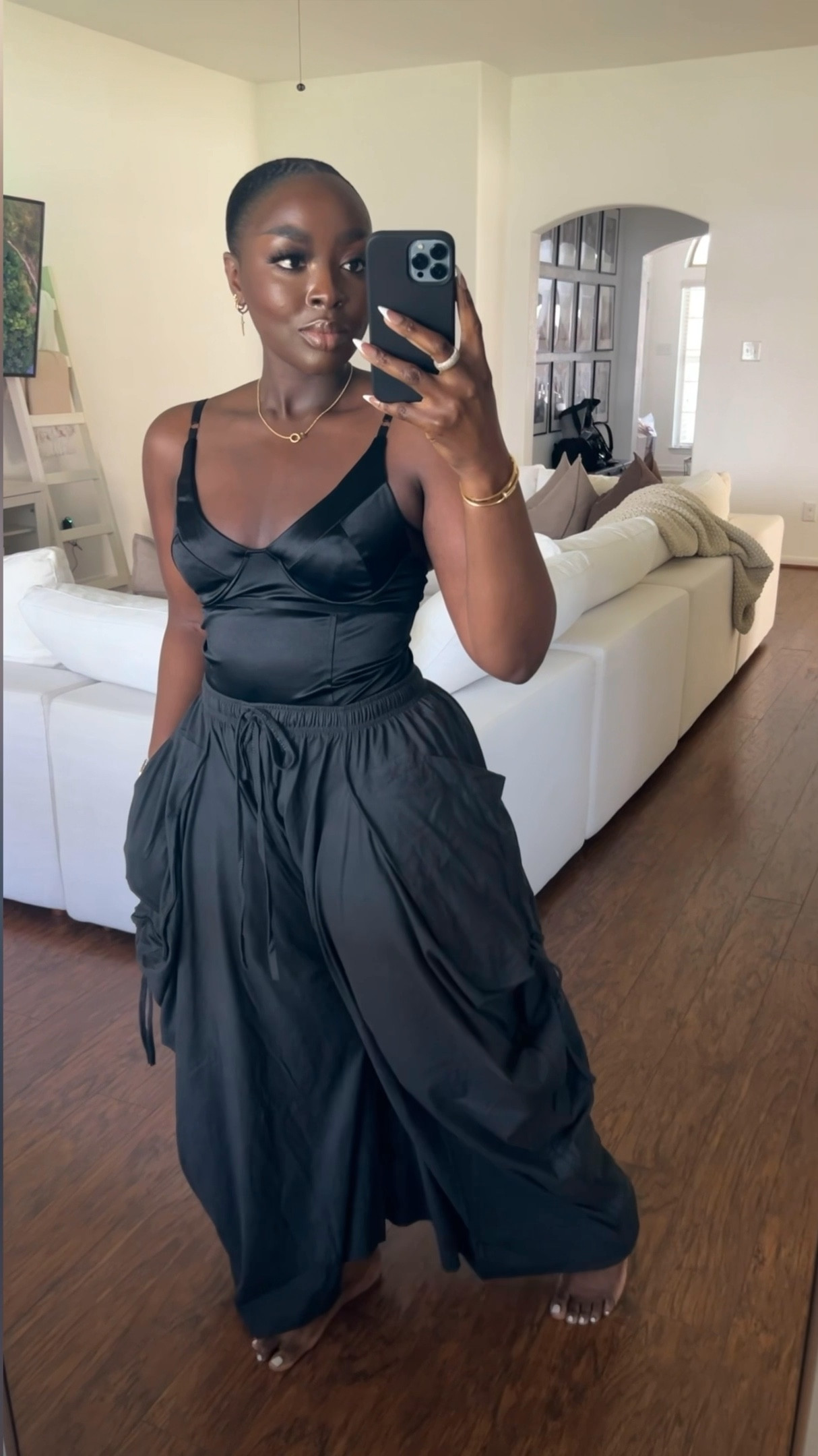 A moment for these pants 🤌🏾

#LTKbeauty #LTKVideo #LTKfindsunder100