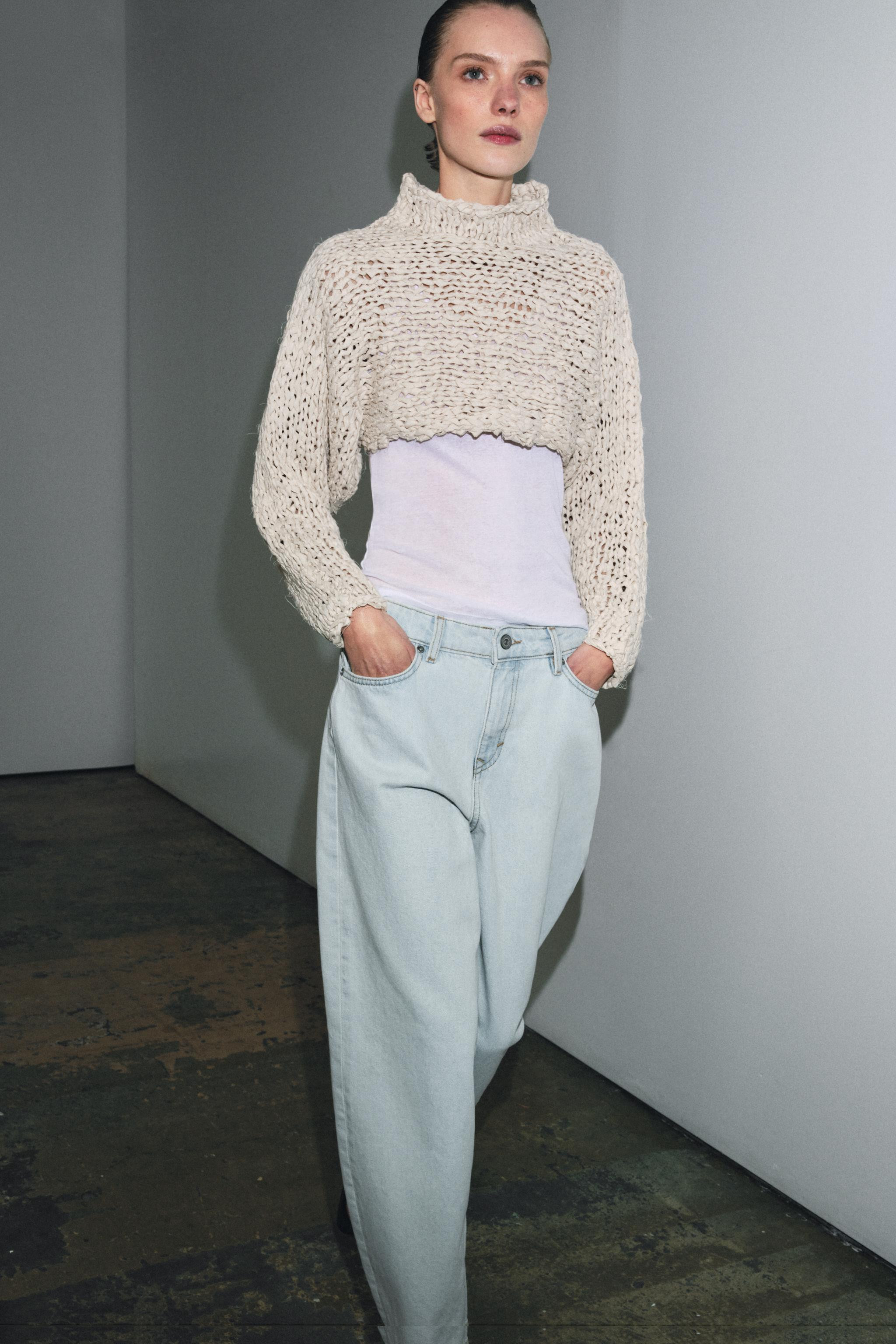 ZW COLLECTION TAPERED MID-WAIST JEANS | Zara UK