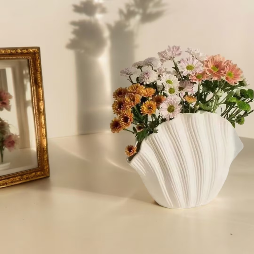 Ceramic Shell Shaped Vase Ceramic Vase Sea Shell Vase Modern Decor Ceramic Decor Table Top Vase L... | Etsy (US)