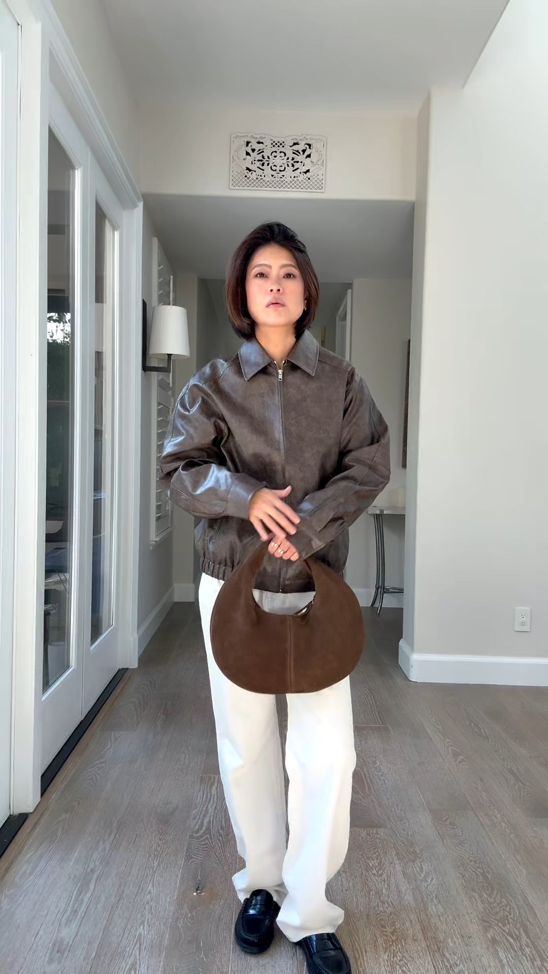 Chocolate suede hobo @modaluxe



#LTKItBag #LTKSeasonal #LTKStyleTip