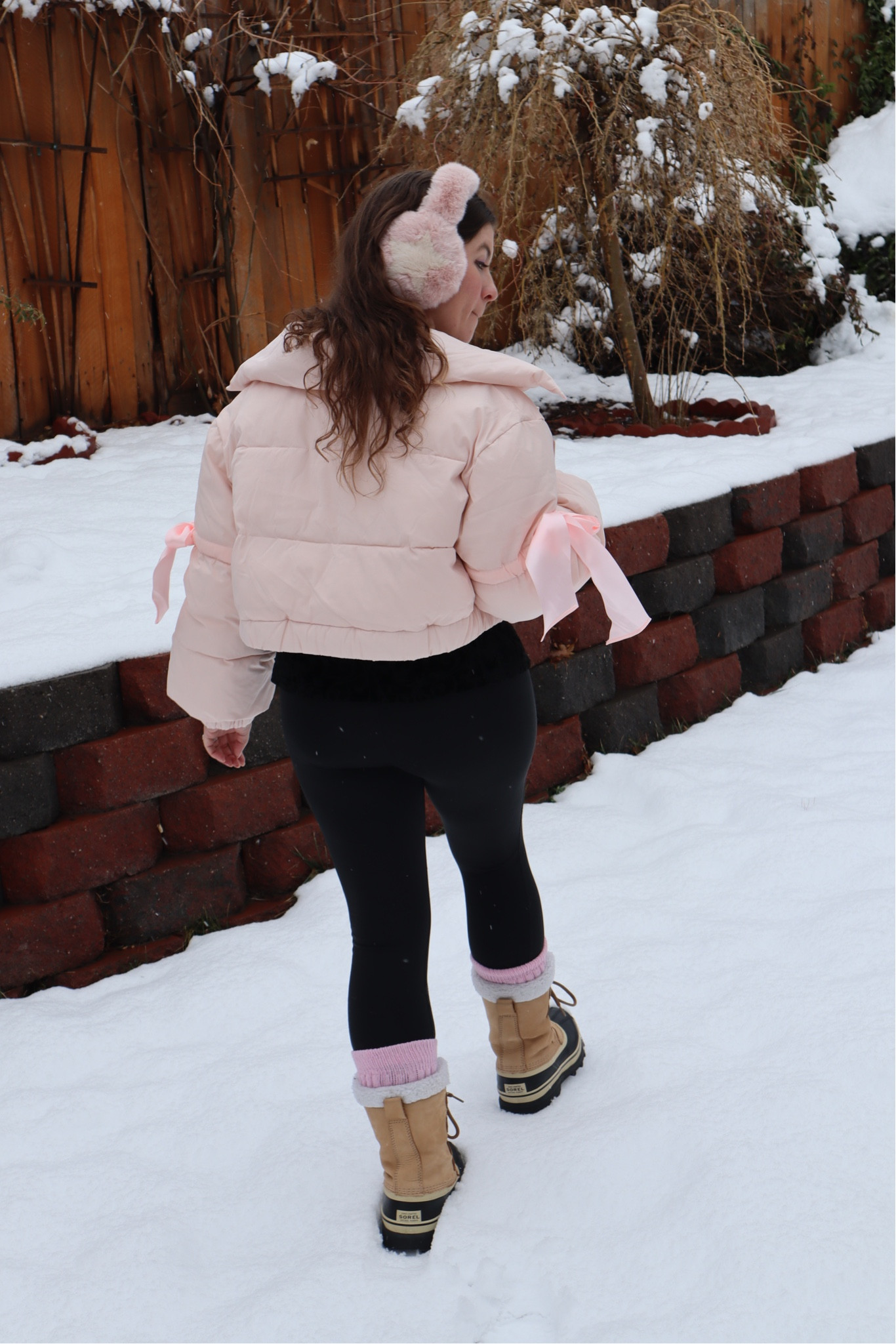 🌨️💕 it keeps getting under 32 and it keeps raining… but it still hasn’t snowed yet 😩 I’m getting impatient haha 

#LTKSeasonal #LTKfindsunder100 #LTKmidsize