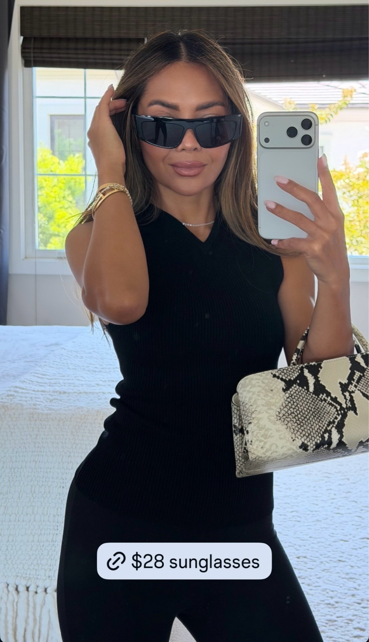 Outfit details