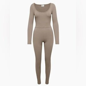 Aritzia Wilfred Maxe scoop neck long sleeve Jumpsuit Sz M | Poshmark