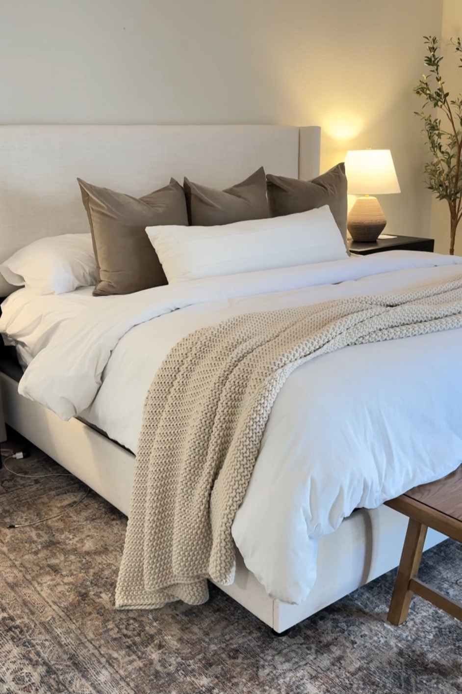 Tips to make your home decor cohesive!! 
1️⃣ Start with a color palette!🎨 Personally I love a neutral home so I like to use a mix of creams, browns, and blacks in various shades. Repeating colors throughout your home will tie each space together seamlessly.  

2️⃣ Natural elements (faux and live) add life and comfort to a space!🌿 I like to play around with greenery, floral stems or branches in vases. For larger spaces like corners, a tree adds height and color to make a room feel cozy. 

3️⃣ When in doubt, use the RULE OF 3s!! This is the key🔑 to make any space feel cohesive and put together. Use colors, materials, and textures in 3s throughout a room. 
As an example, the curtains, pillows, and lamps in our master bedroom are taupe which ties the space together! 

#homedecor #stylinginspo #decoratingideas #howtodecorate #homedecorideas #decoratingtips #decortips 

#LTKHome #LTKStyleTip