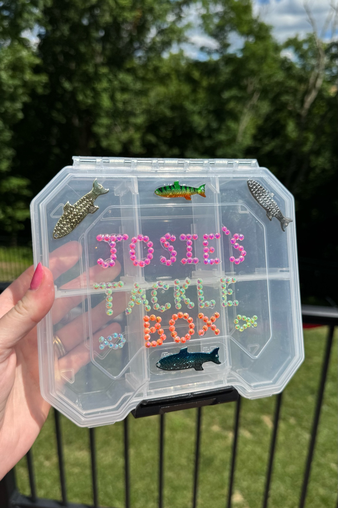 I love this little tackle box!