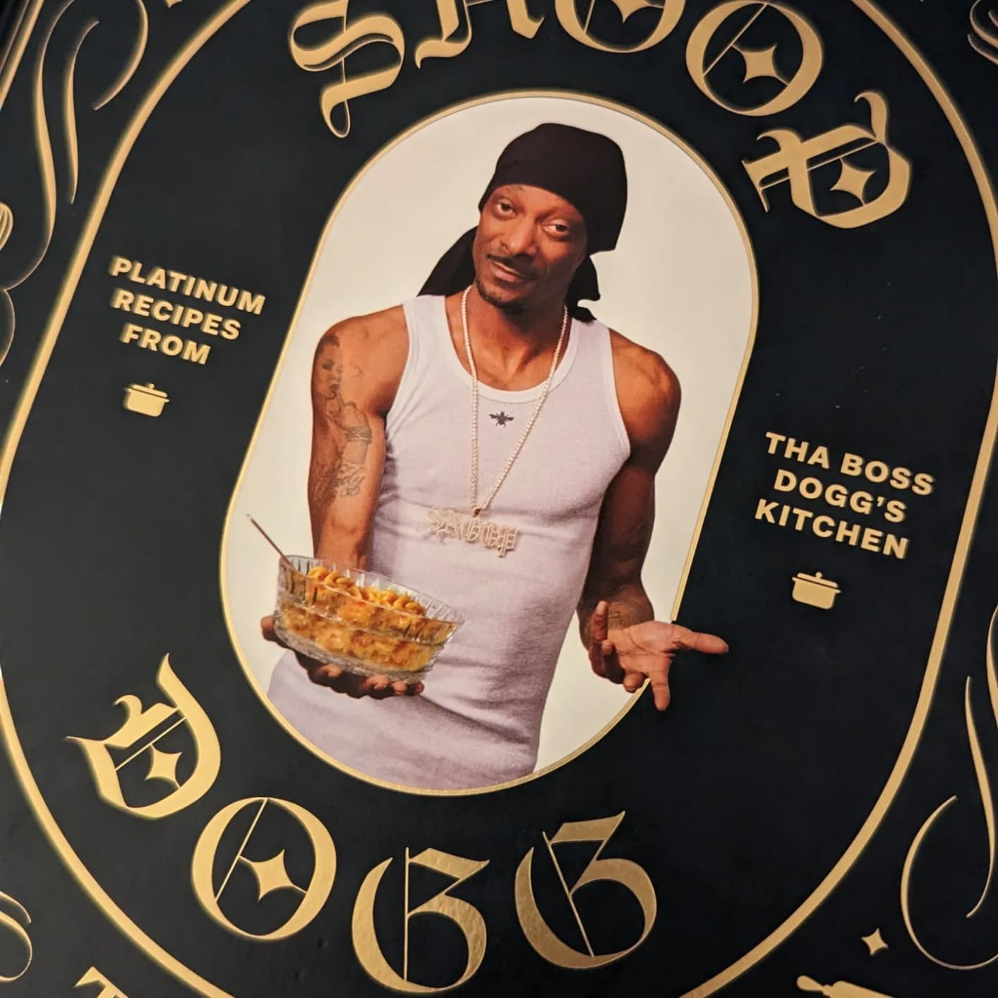 From Crook to Cook: Platinum Recipes from Tha Boss Dogg's Kitchen (Snoop Dogg Cookbook, Celebrity... | Amazon (US)