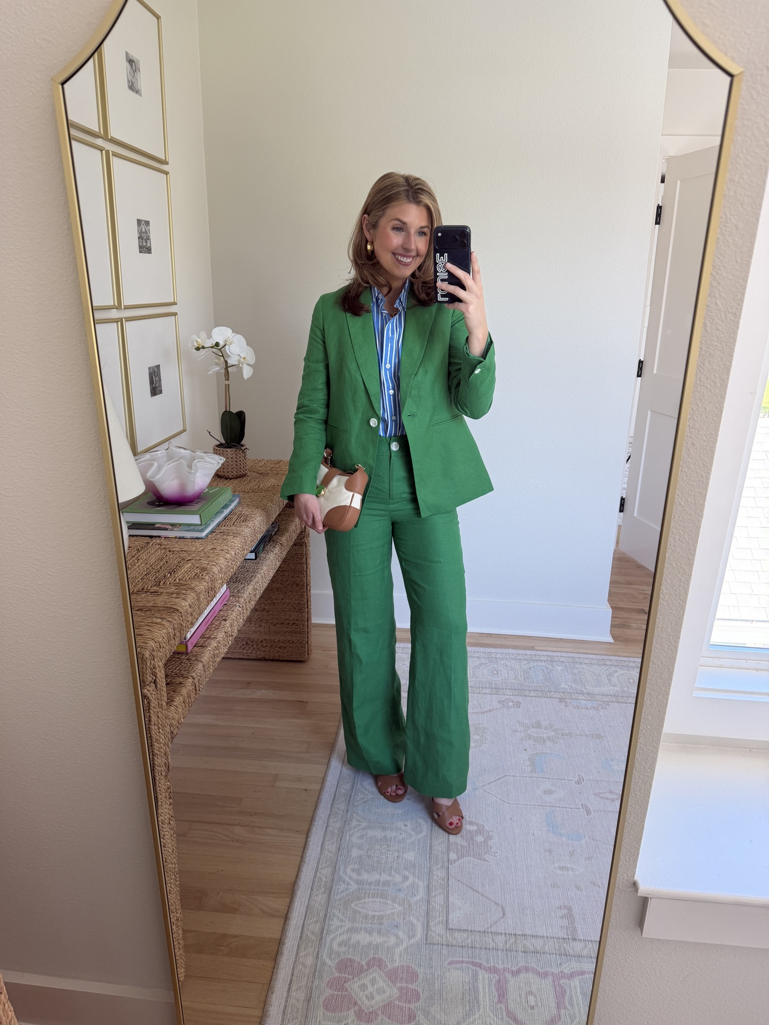 Spring outfit idea! Wearing an XS/2