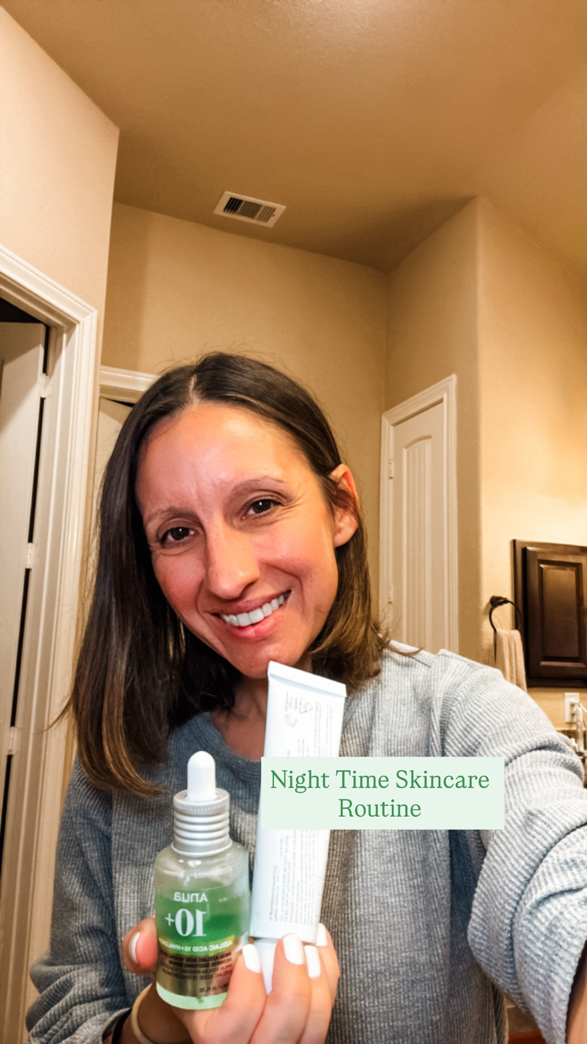 Skincare nighttime routine plus let’s chat. 
Toner 
Serums 
 Adapalene gel
Moisturizer
And the best comb I’ve ever used. 
Plus my Dyson Airwrap.  