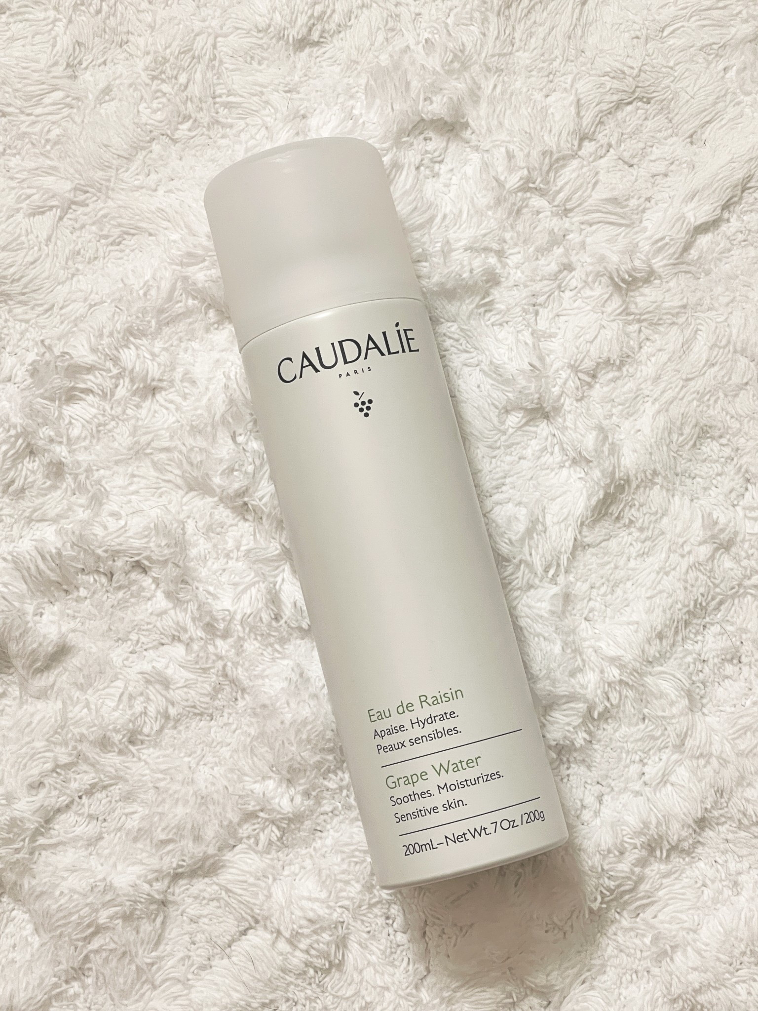 Just discovered this grape water spray from Caudalie, and now my life has changed! Clean beauty in an aerosol can that leaves your skin glowy and dewy 🤍✨🧖🏼‍♀️
•
•
•
#beauty #cleanbeauty #caudalie #grapewater #toner #skincare

#LTKBeauty #LTKTravel #LTKFindsUnder50