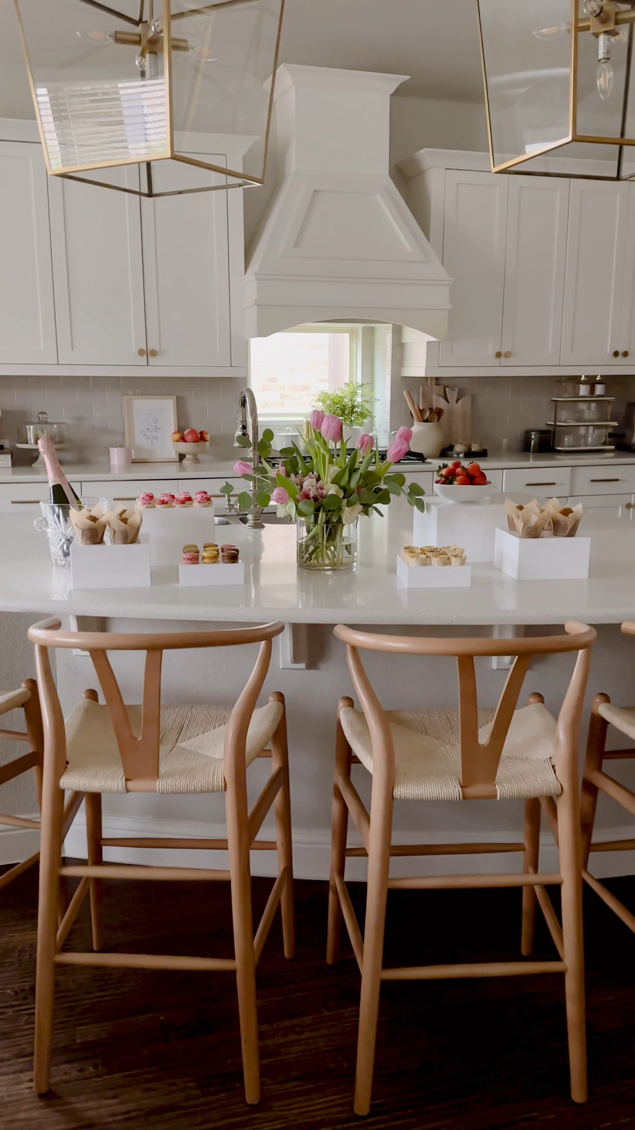 Valentine’s Day Party Finds 

#LTKVideo #LTKparties #LTKhome