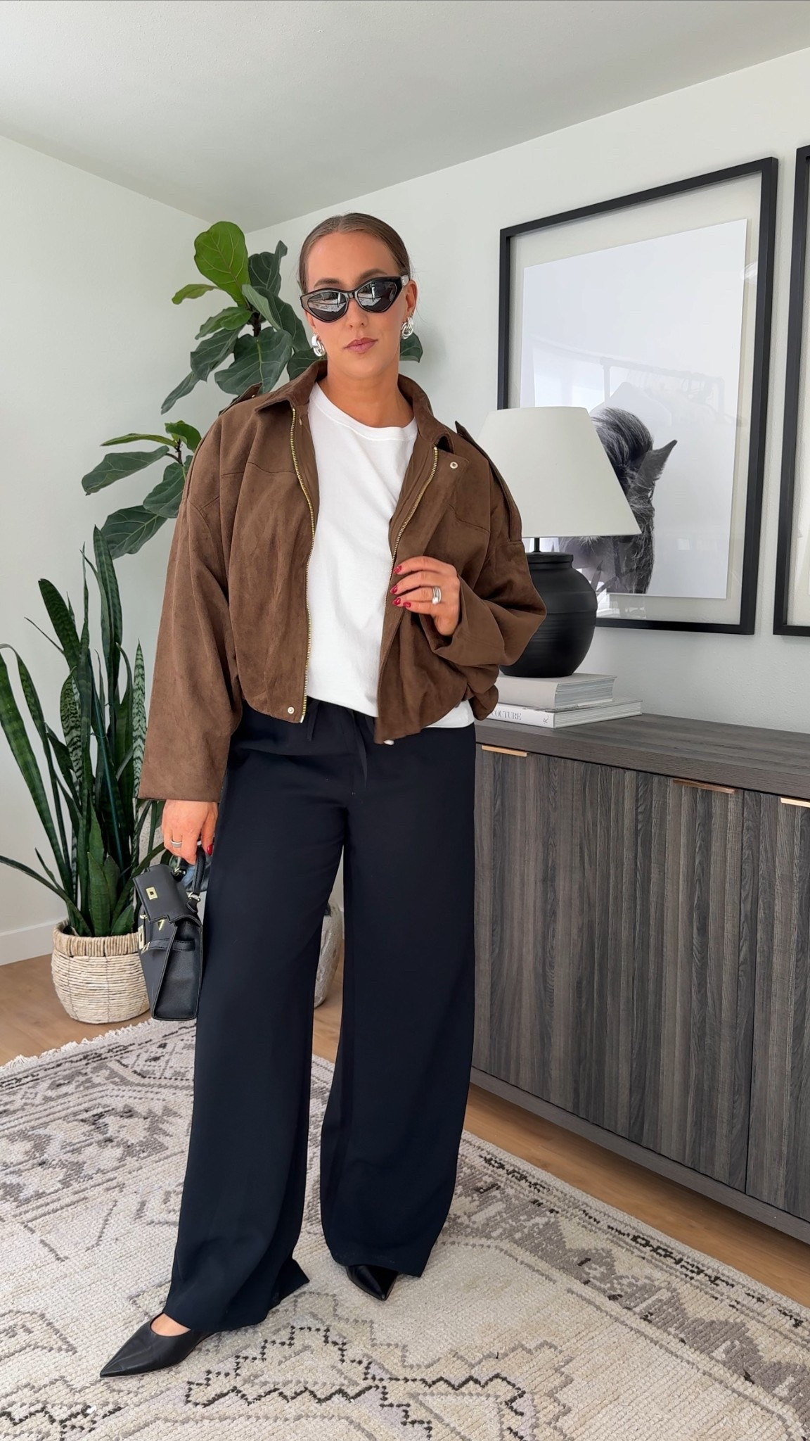 Zara suede jacket for fall outfit inspo 🍂 

T-shirt: L
Pants: M tall 
Jacket: M


#LTKStyleTip #LTKFindsUnder100 #LTKSeasonal