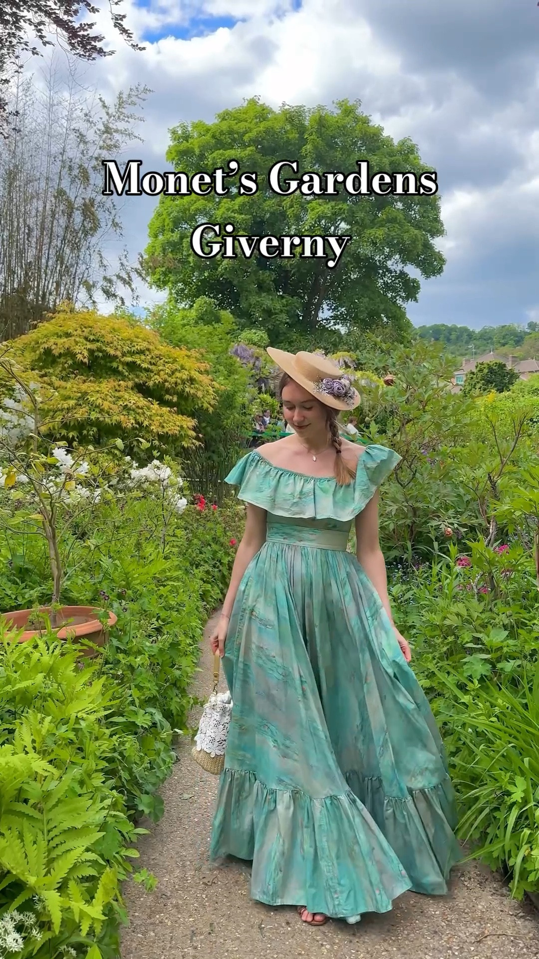 In Monet’s garden, wearing a dress inspired by Monet’s water lilies 🪷 
Get 10% off with code LAJULIQUE