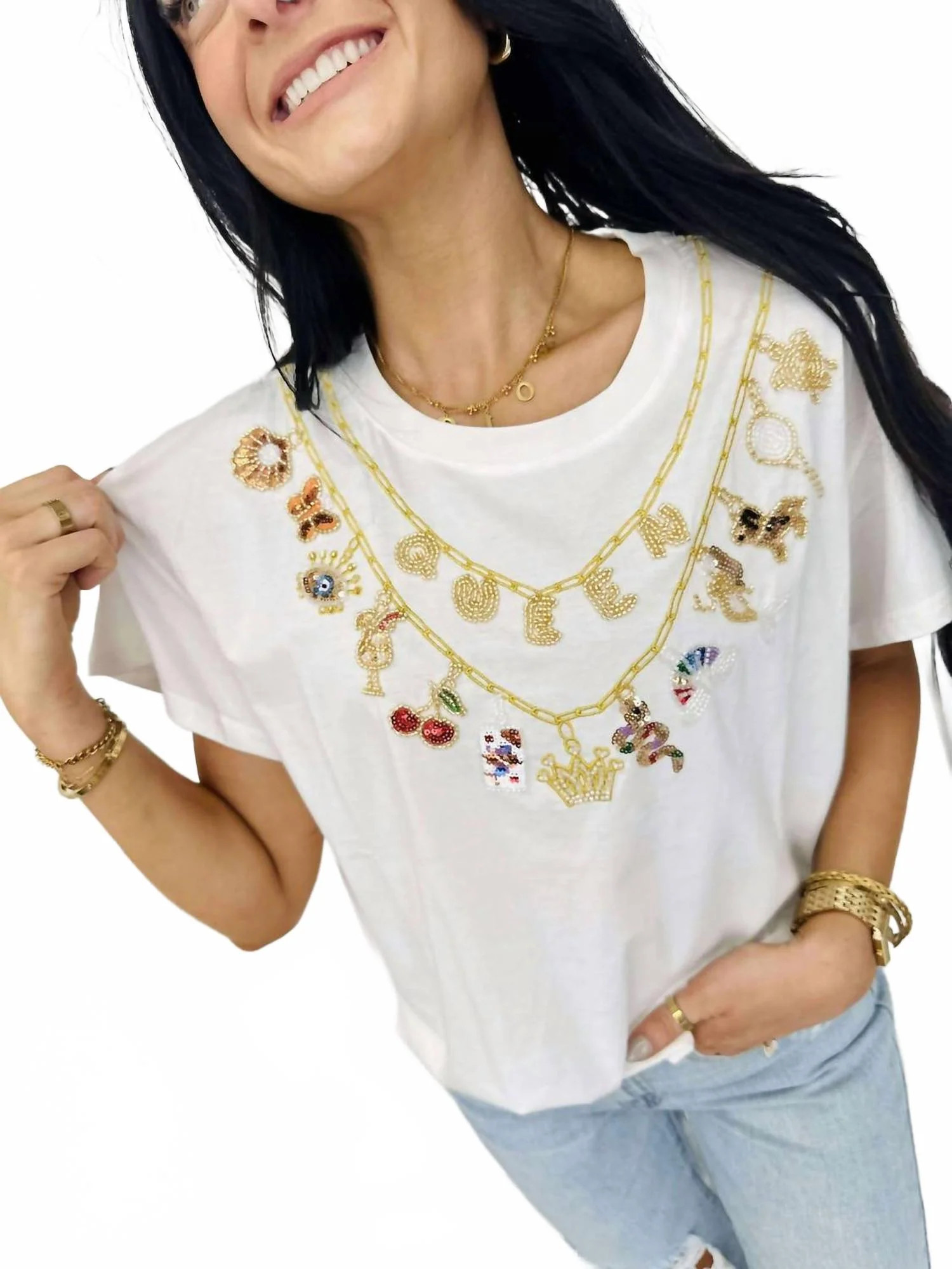 Charm Queen Necklace Tee In White | Shop Simon