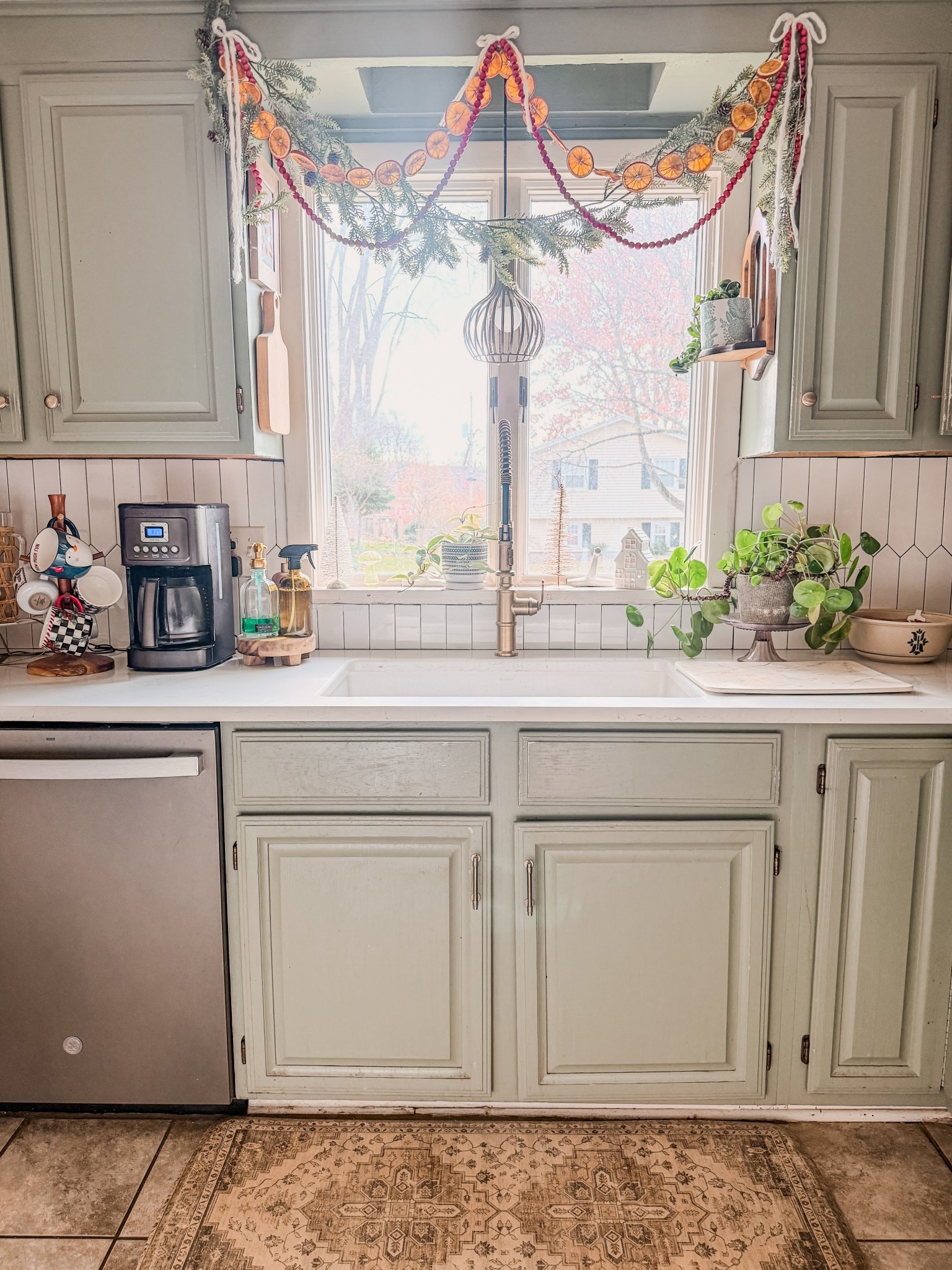 Kitchen decor for Christmas 



#LTKHome #LTKCyberWeek #LTKHoliday