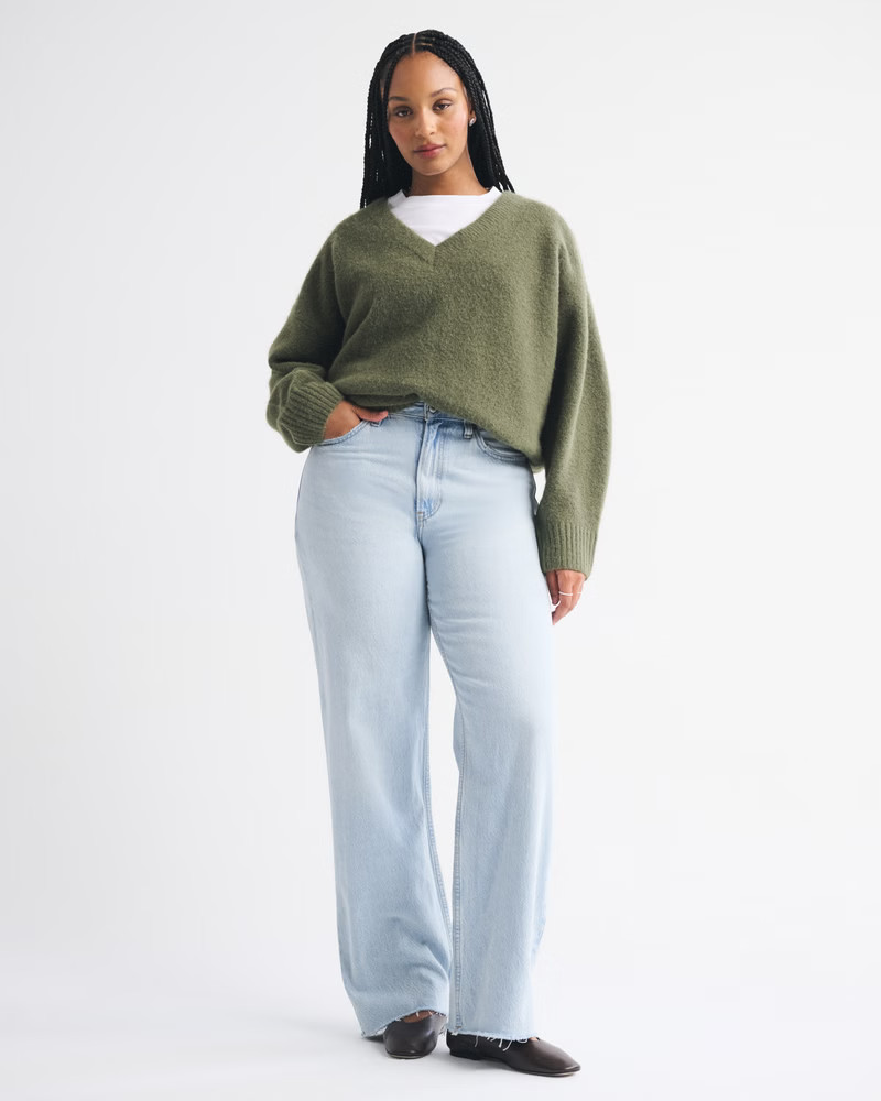 Women's Curve Love High Rise Loose Jean | Women's Bottoms | Abercrombie.com | Abercrombie & Fitch (US)