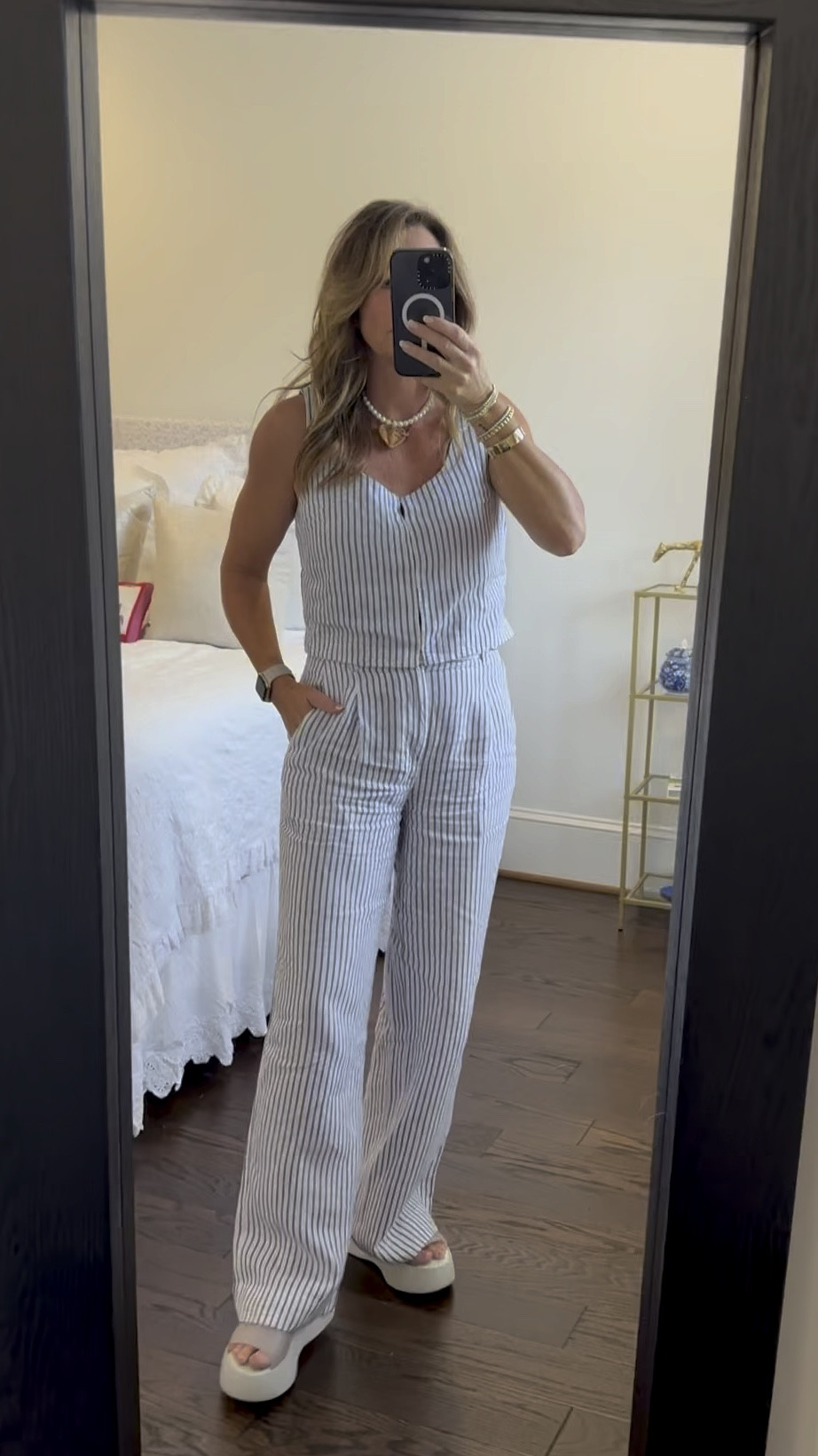 A great choice for your July 4th celebrations!
I’m wearing a size 25 in the pants and small in the top. The color of the pants and top is Bluestone! 

Stripe Set | Blue and White |  July 4th


#LTKSaleAlert #LTKVideo #LTKU