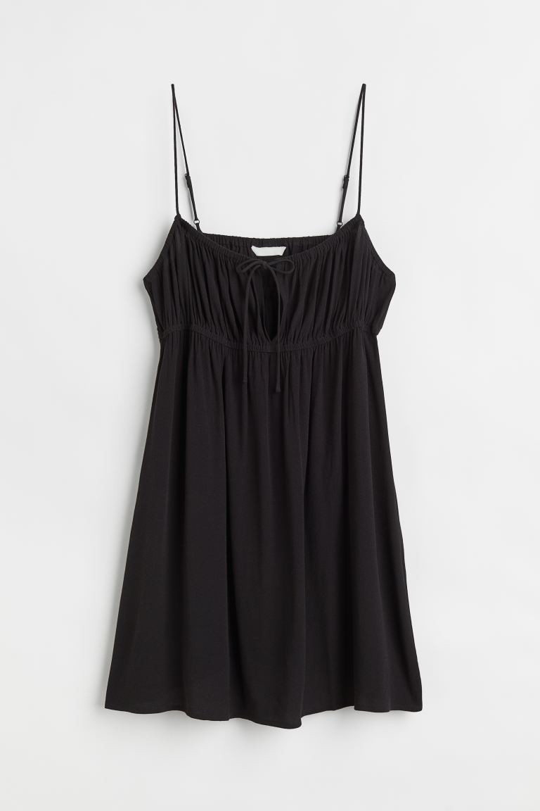 Crêpe dress | H&M (UK, MY, IN, SG, PH, TW, HK)