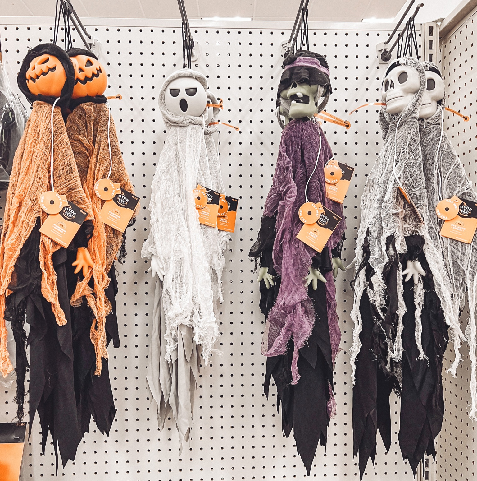 #halloween #spooky #decor #target

#LTKHalloween #LTKSeasonal #LTKhome