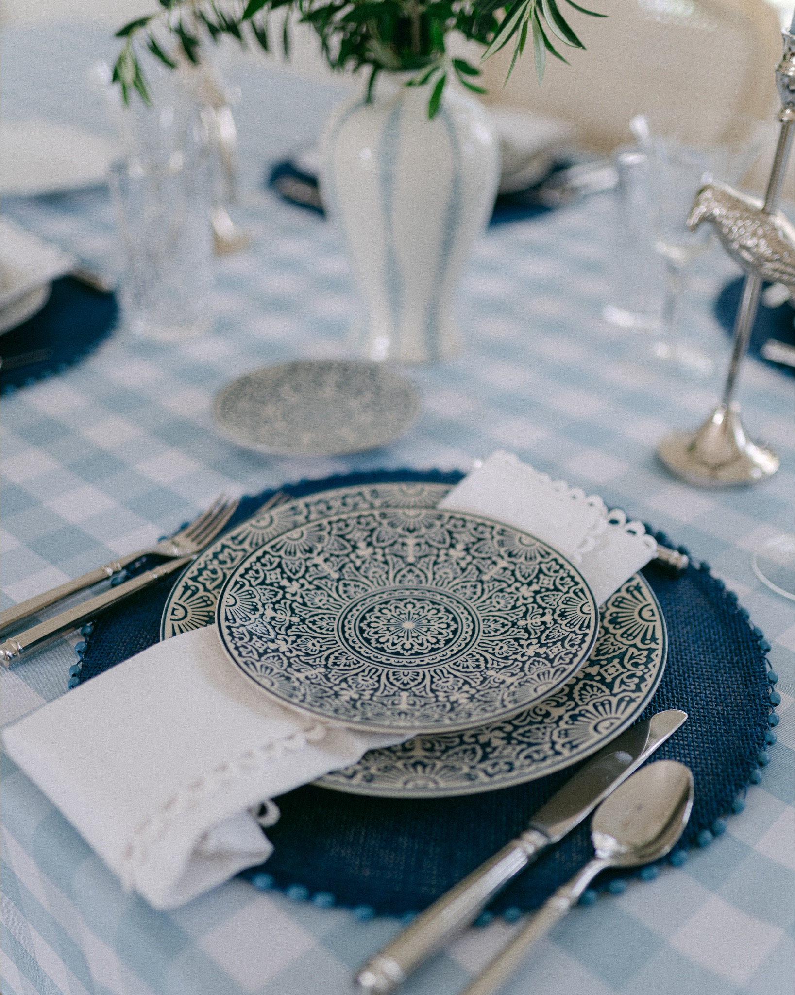 Good morning to you, pretty plates.
#tablescape
#diningroom
#homedecor


#LTKHome