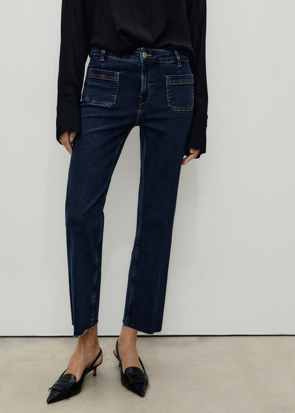 Flared cropped jeans with pockets - Women | MANGO USA | Mango (US/MX/AU)
