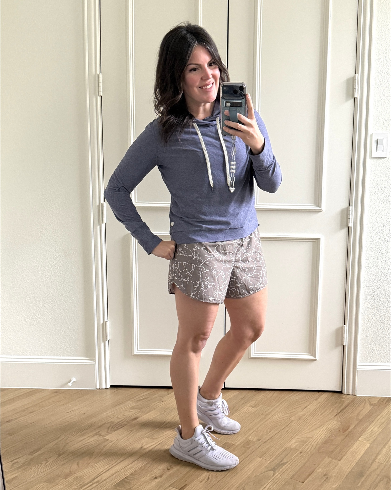 Soft summer palette today in a dusty hyacinth vuori dupe sweatshirt with mushroom real vuori shorts. Everything tts. Today’s gym outfit  
