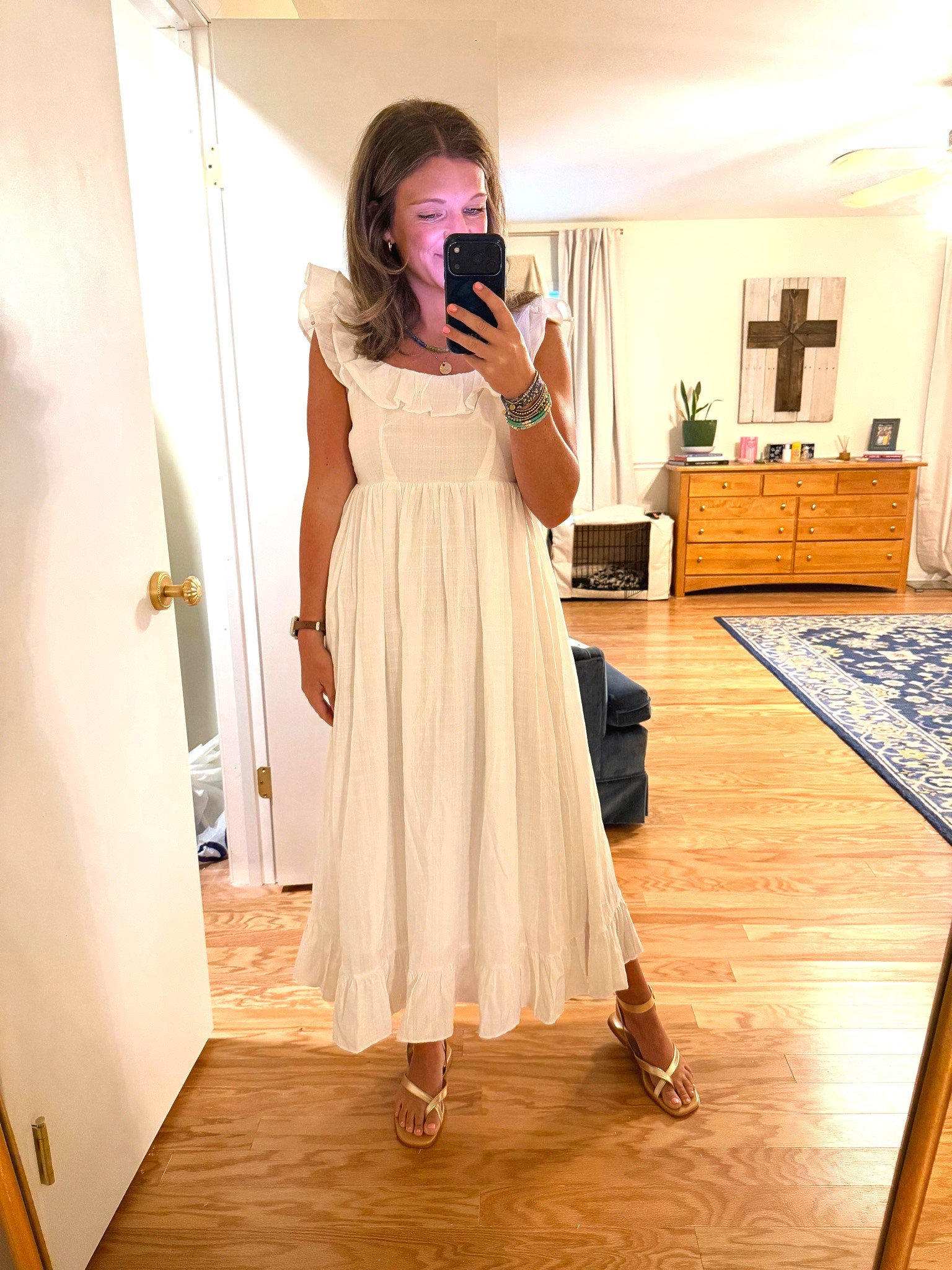 Another LWD with the cutest tie back! Wearing a size small