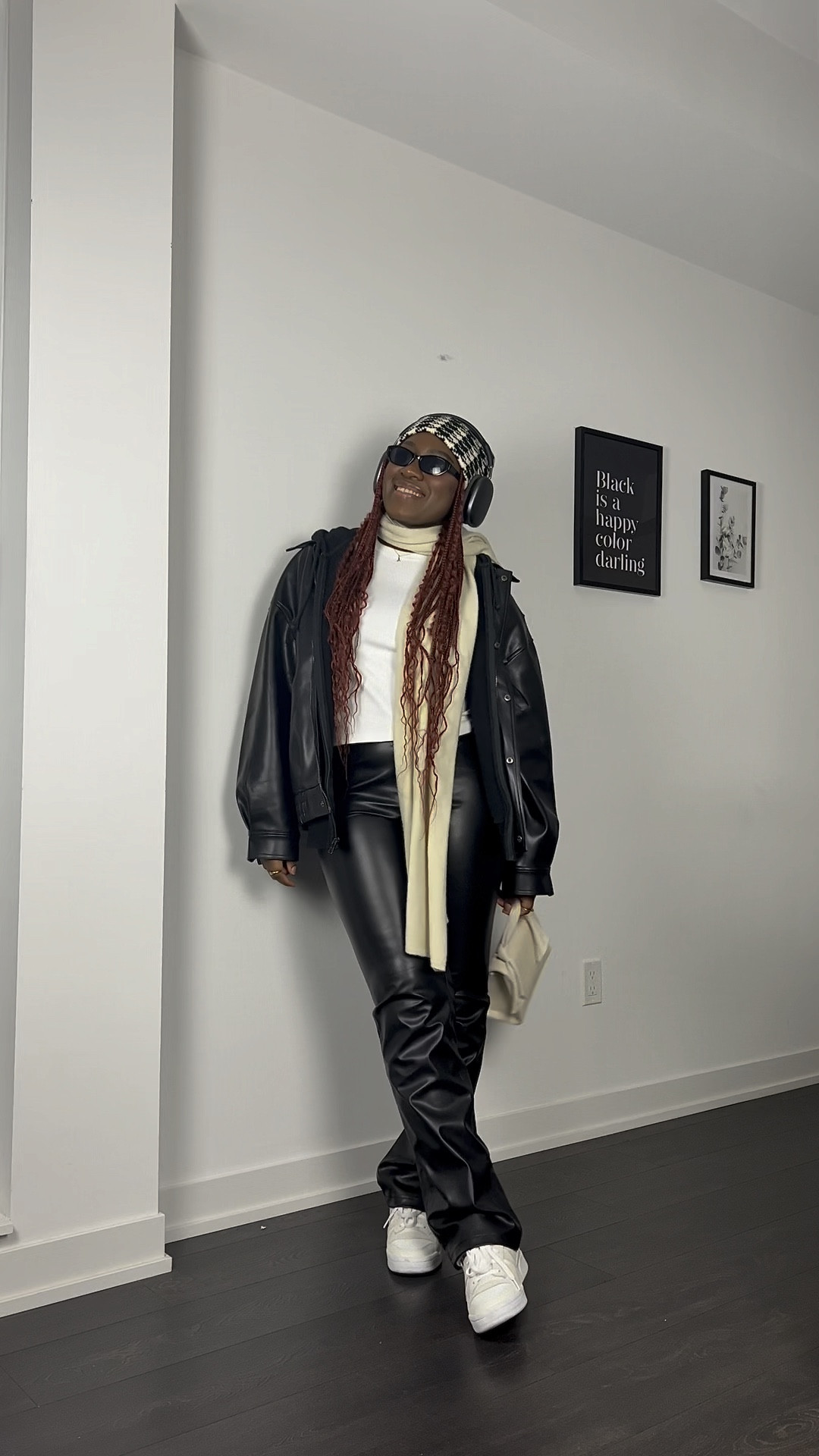 day 24/25 of winter outfit ideas 

All leather outfit inspo. Minimal outfit inspo. Leather pants (US 8) and scarf are originally Zara. Checkered beanie is from  brunnette the label.



#LTKsalealert #LTKstyletip #LTKHoliday