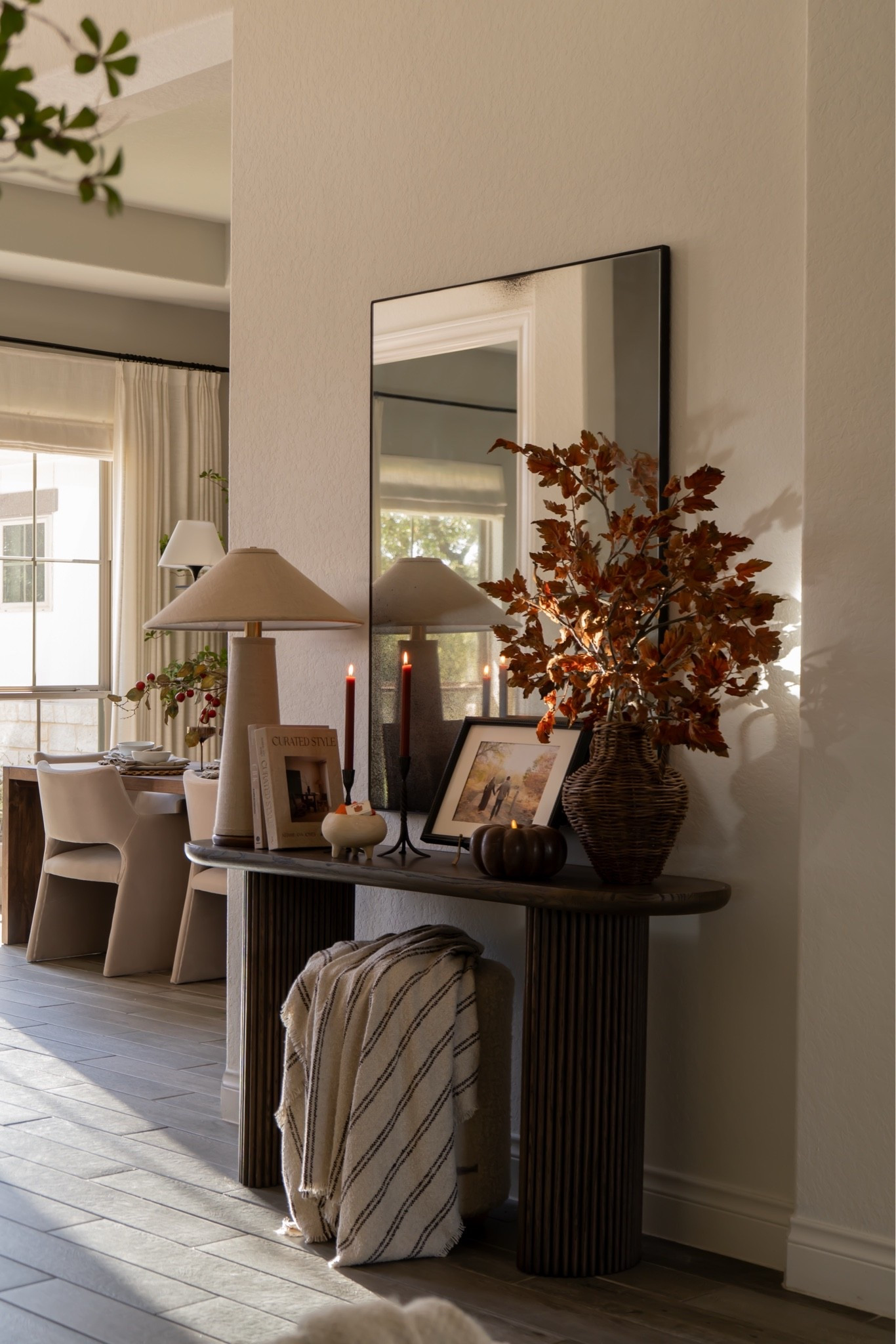Fall entryway styling 🍂

#LTKstorytime #LTKSeasonal #LTKHome