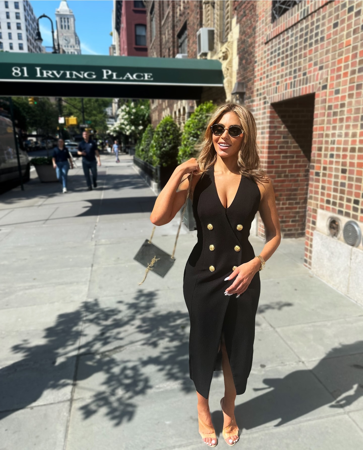 Feeling like the 👑 of Gramercy! 🌸
This month my team and I: 
1. Listed the PH at 18 GPS fully staged and reimagined at a tremendous price improvement of $39,995,000 — just wait until rosebar and the GPH open in 2025
2. Listed the PH at 78 Irving with a price adjustment and staff apartment included at $24,995,000!
3. Featured those properties in for the world to see (Open House NY) and more 💐
4. Closing next week on Flatiron and Madison Park’s most notorious and majestic PH last asking $24,995,000
5. Bringing 3 new listings to market next week including the carriage house (adorable little home) on Irving Place, and 27A the only 3 bedroom at 172 Madison Ave. 
6. Secured the exclusive on all remaining inventory at 172 Madison Avenue and listed a combo at 39 East 29th 
🌟✨I’m not just saying this. If there is a development, listing or buyer for Flatiron/NoMad/Gramercy there is no other contender but this team. 🌟✨🌟