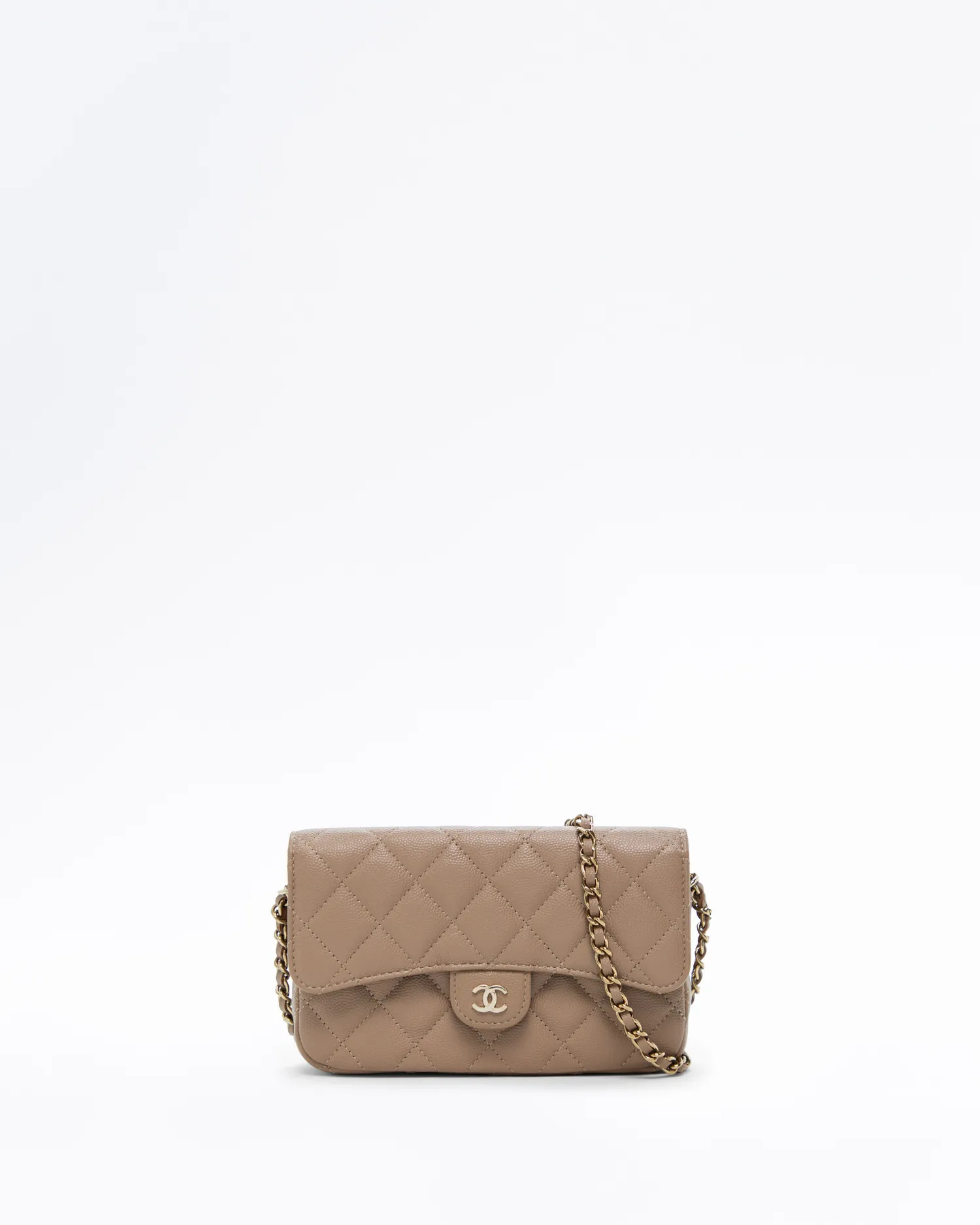 Caviar Flap Phone Holder with Chain | Vivrelle