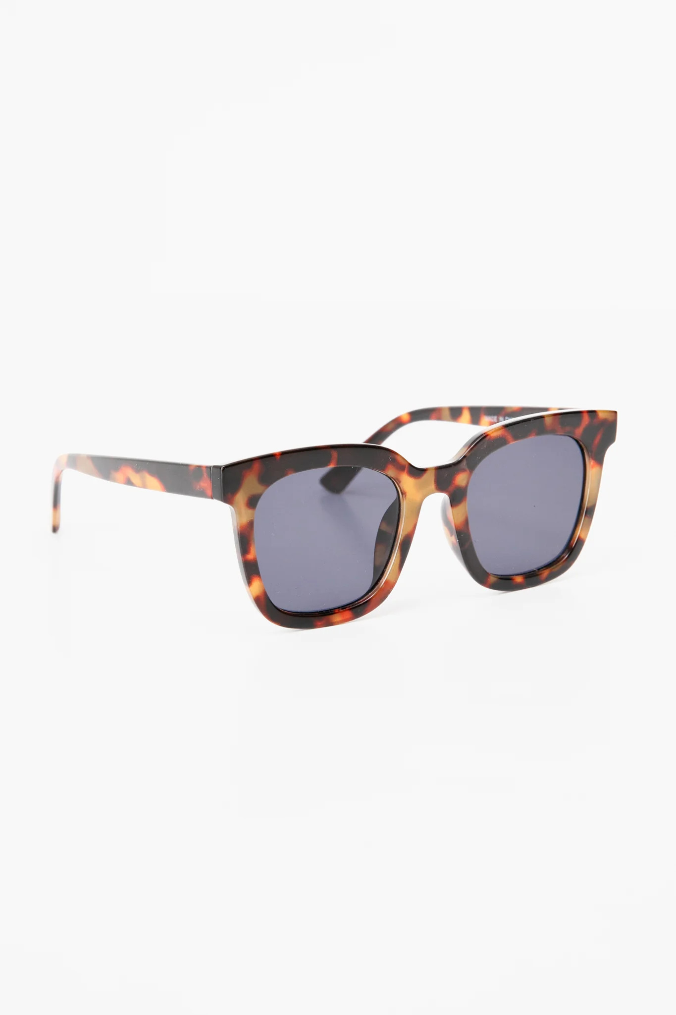 Exclusive Tortoise Walker Sunglasses | Tuckernuck (US)